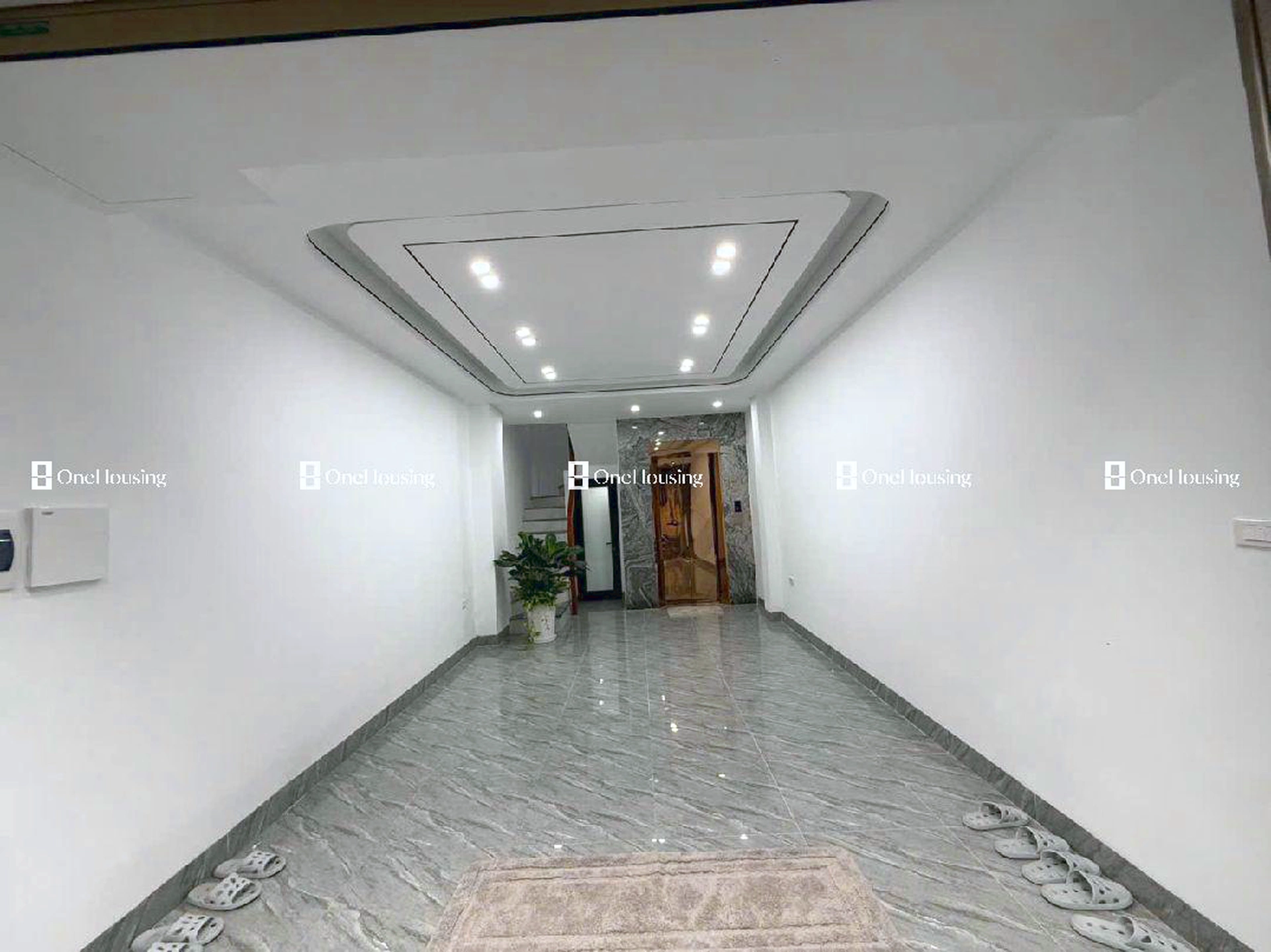 Nhà mặt ngõ cách Phố Trạm 100m, P. Long Biên, Q. Long Biên, TP. Hà Nội