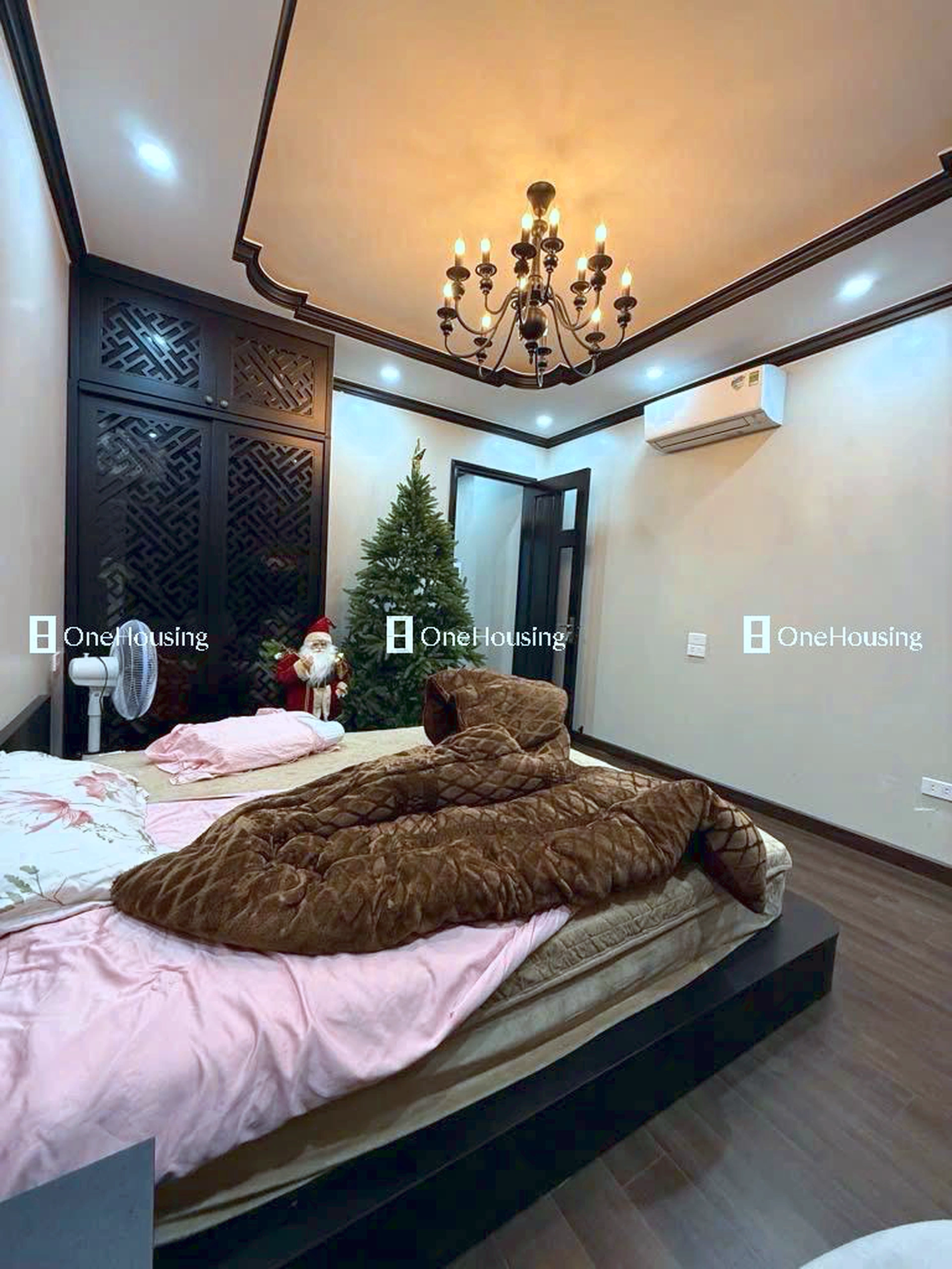 Nhà mặt ngõ cách Nguyễn Văn Linh 60m, P. Phúc Đồng, Q. Long Biên, TP. Hà Nội