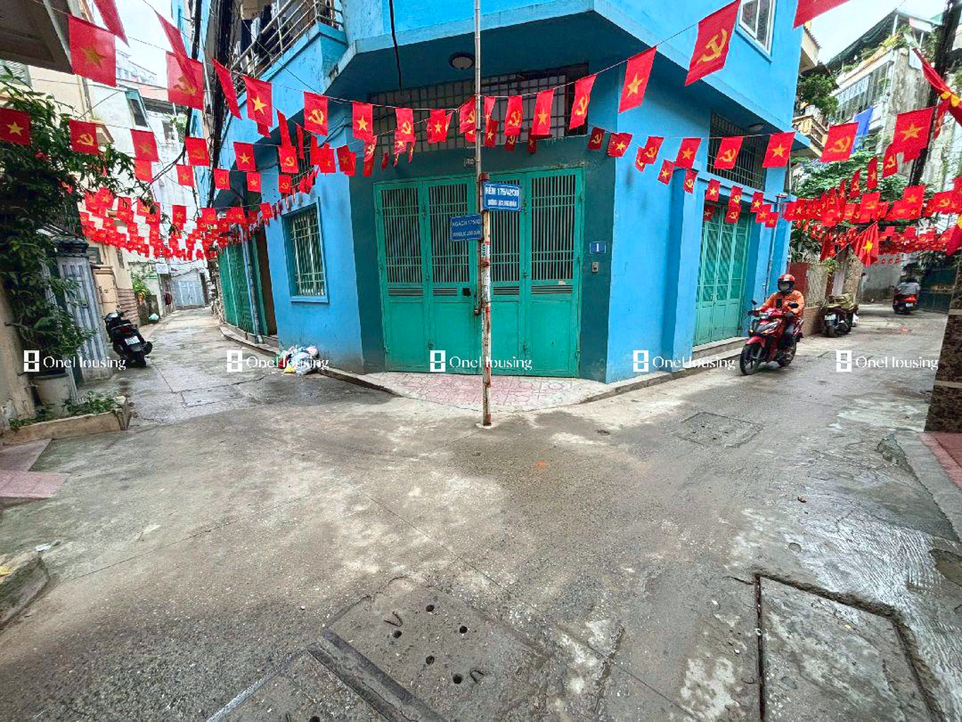 Nhà mặt ngõ cách Lạc Long Quân 100m, P. Nghĩa Đô, Q. Cầu Giấy, TP. Hà Nội