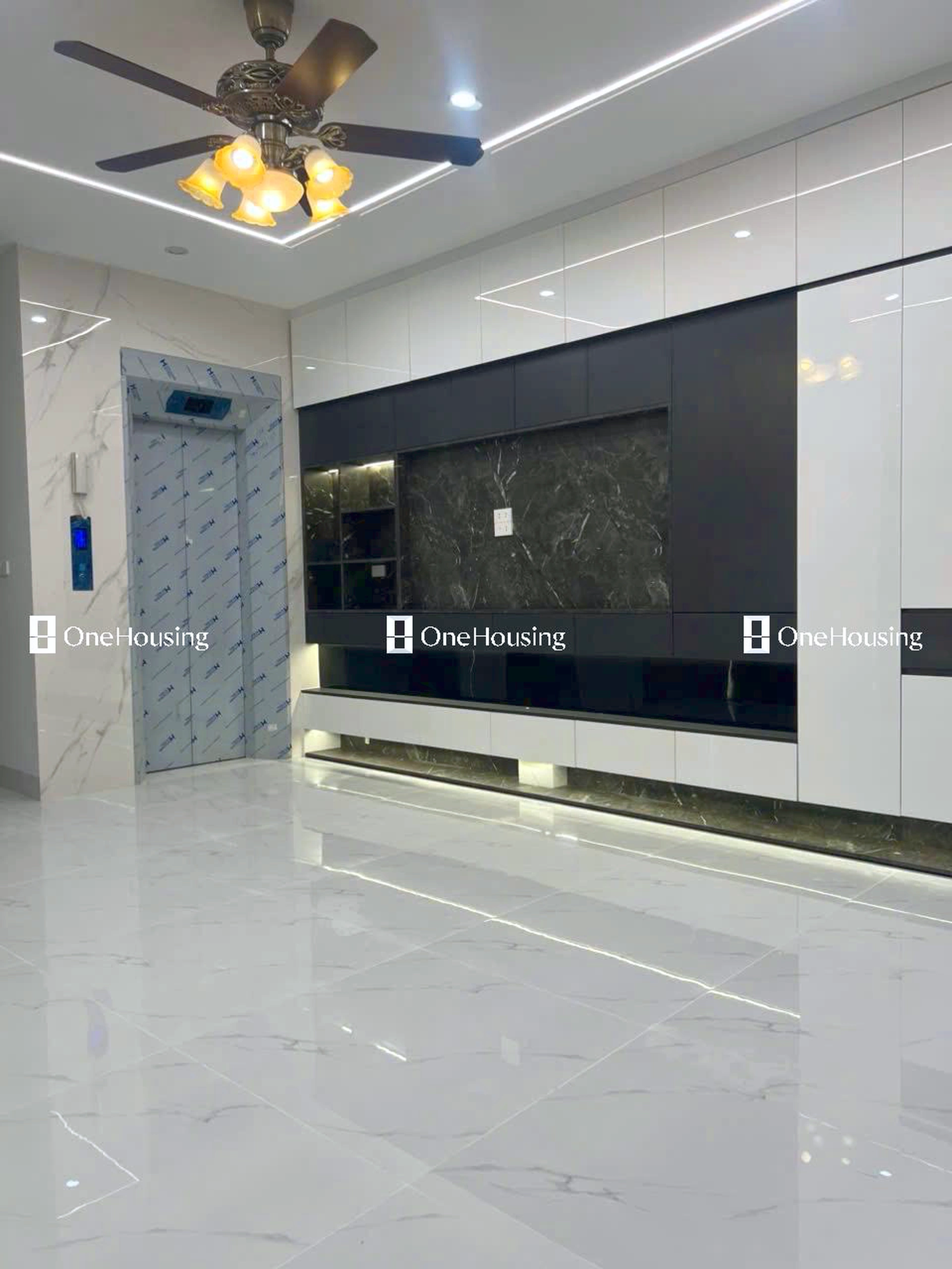 Nhà mặt ngõ cách Vũ Đình Tụng 50m, P. Thạch Bàn, Q. Long Biên, TP. Hà Nội