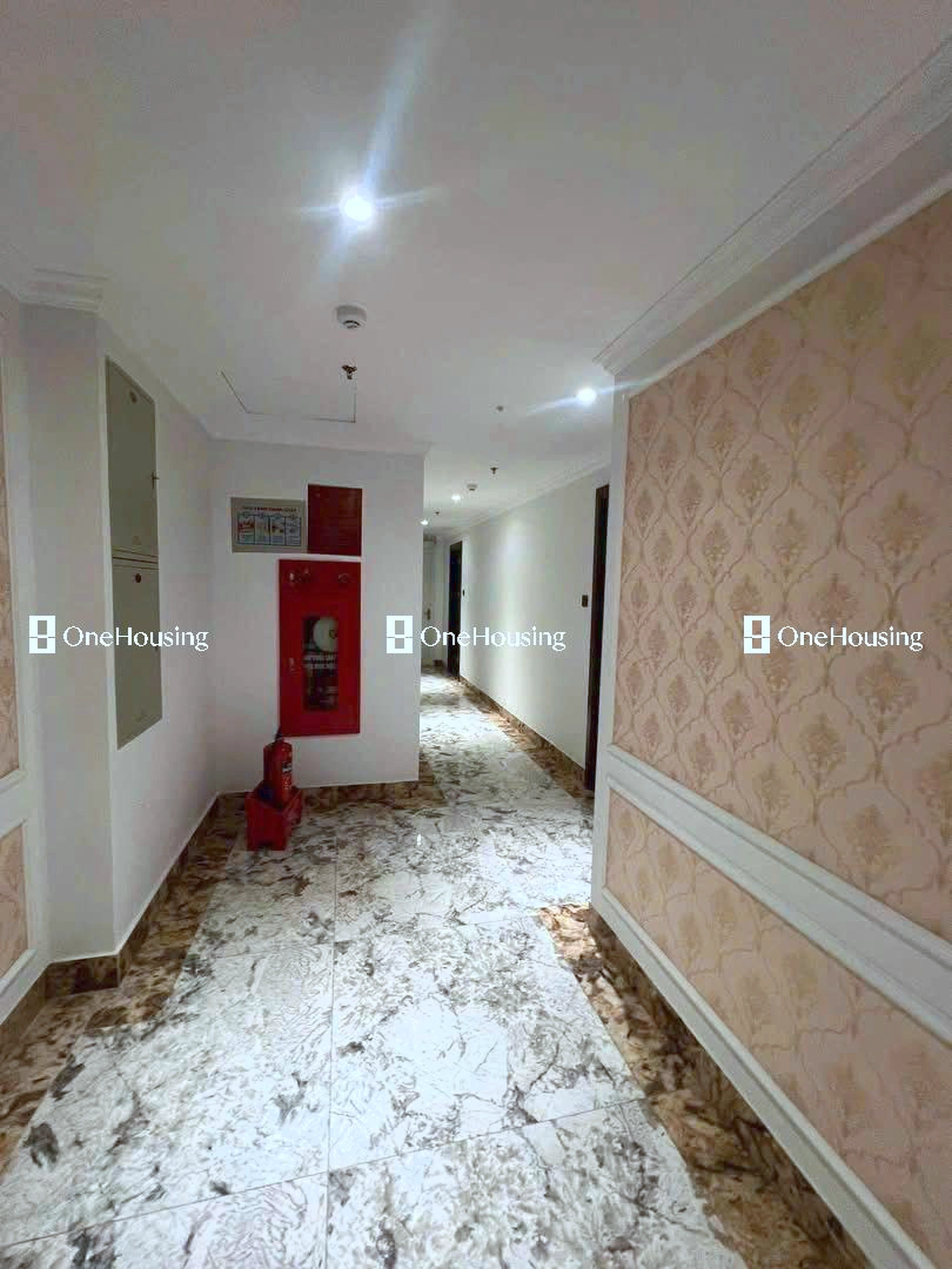 Nhà mặt phố Nguyễn Hoàng, P. Mỹ Đình 2, Q. Nam Từ Liêm, TP. Hà Nội