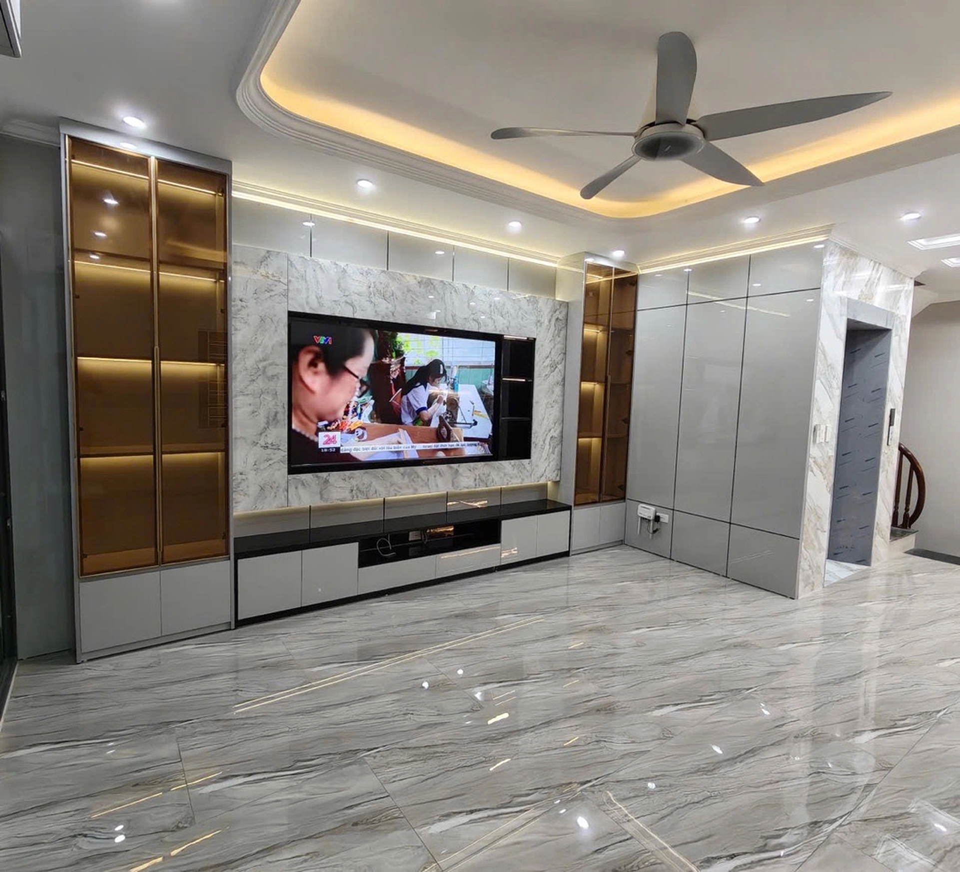 Nhà mặt ngõ cách Cổ Linh 50m, P. Thạch Bàn, Q. Long Biên, TP. Hà Nội