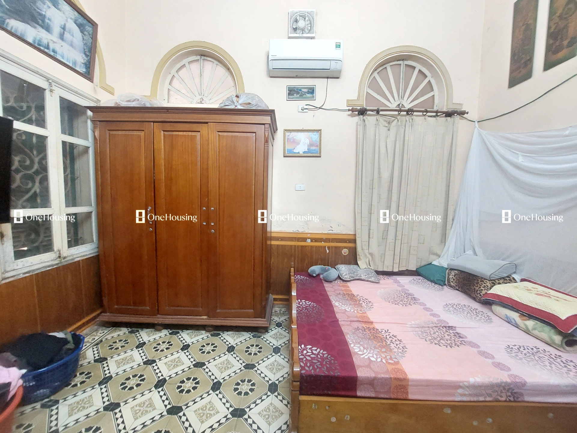 Nhà mặt phố Âu Cơ (đường gom chân đê), P. Quảng An, Q. Tây Hồ, TP. Hà Nội