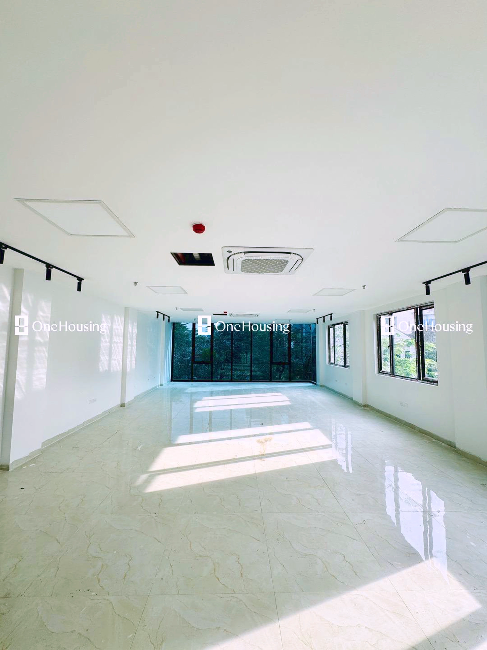 Nhà mặt ngõ cách Cổ Linh 20m, P. Thạch Bàn, Q. Long Biên, TP. Hà Nội