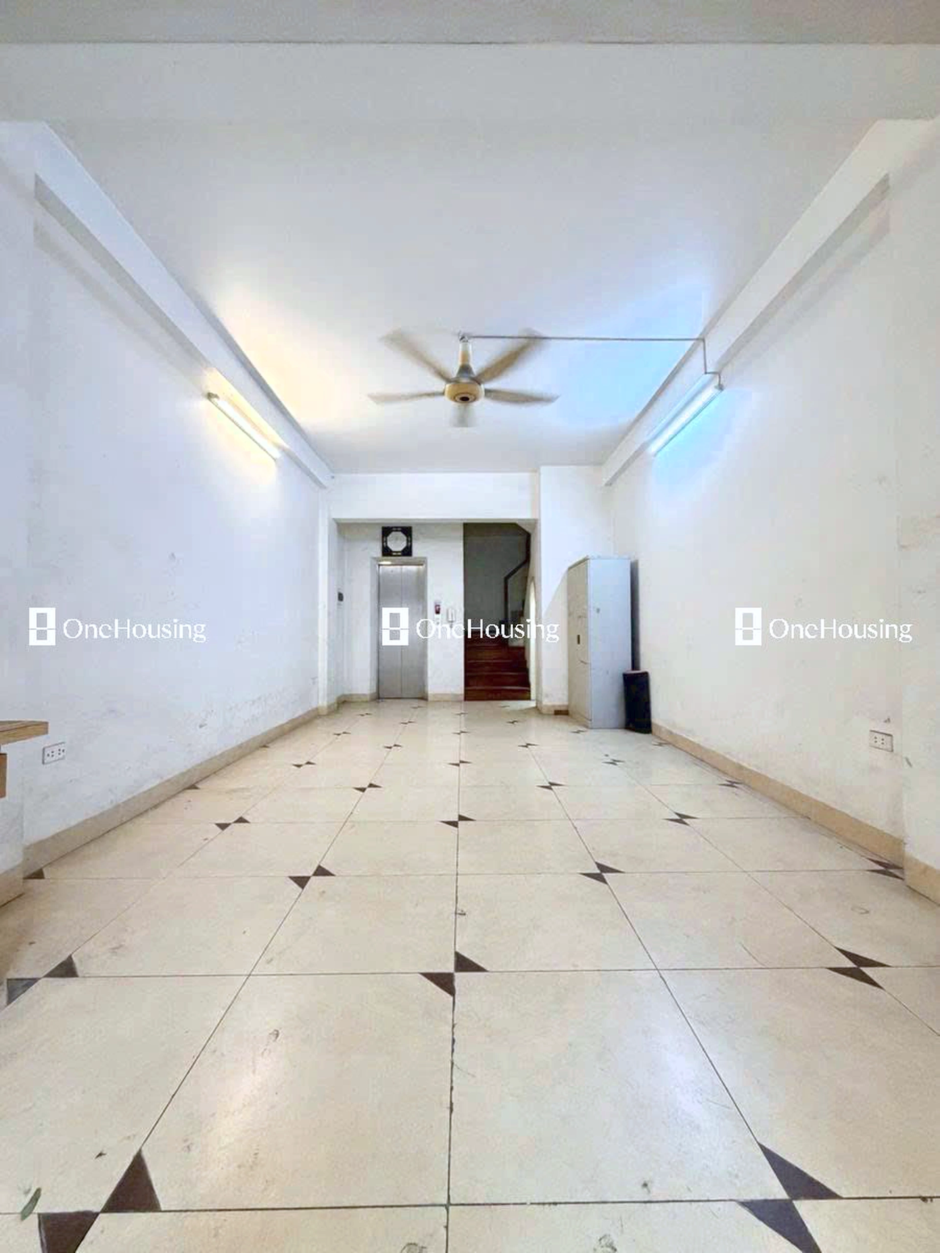 Nhà mặt ngõ cách Hoàng Hoa Thám 100m, P. Ngọc Hà, Q. Ba Đình, TP. Hà Nội