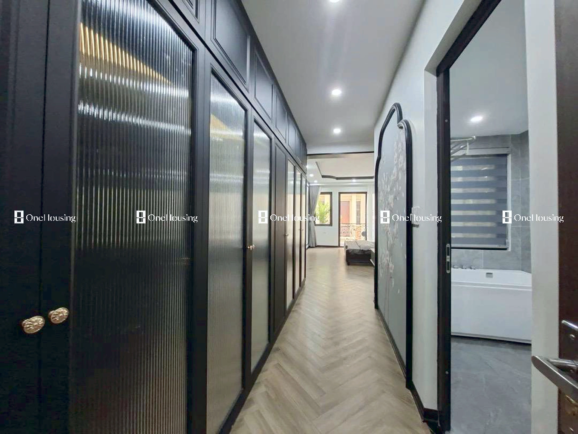 Nhà mặt ngõ cách Ngô Gia Tự 50m, P. Việt Hưng, Q. Long Biên, TP. Hà Nội