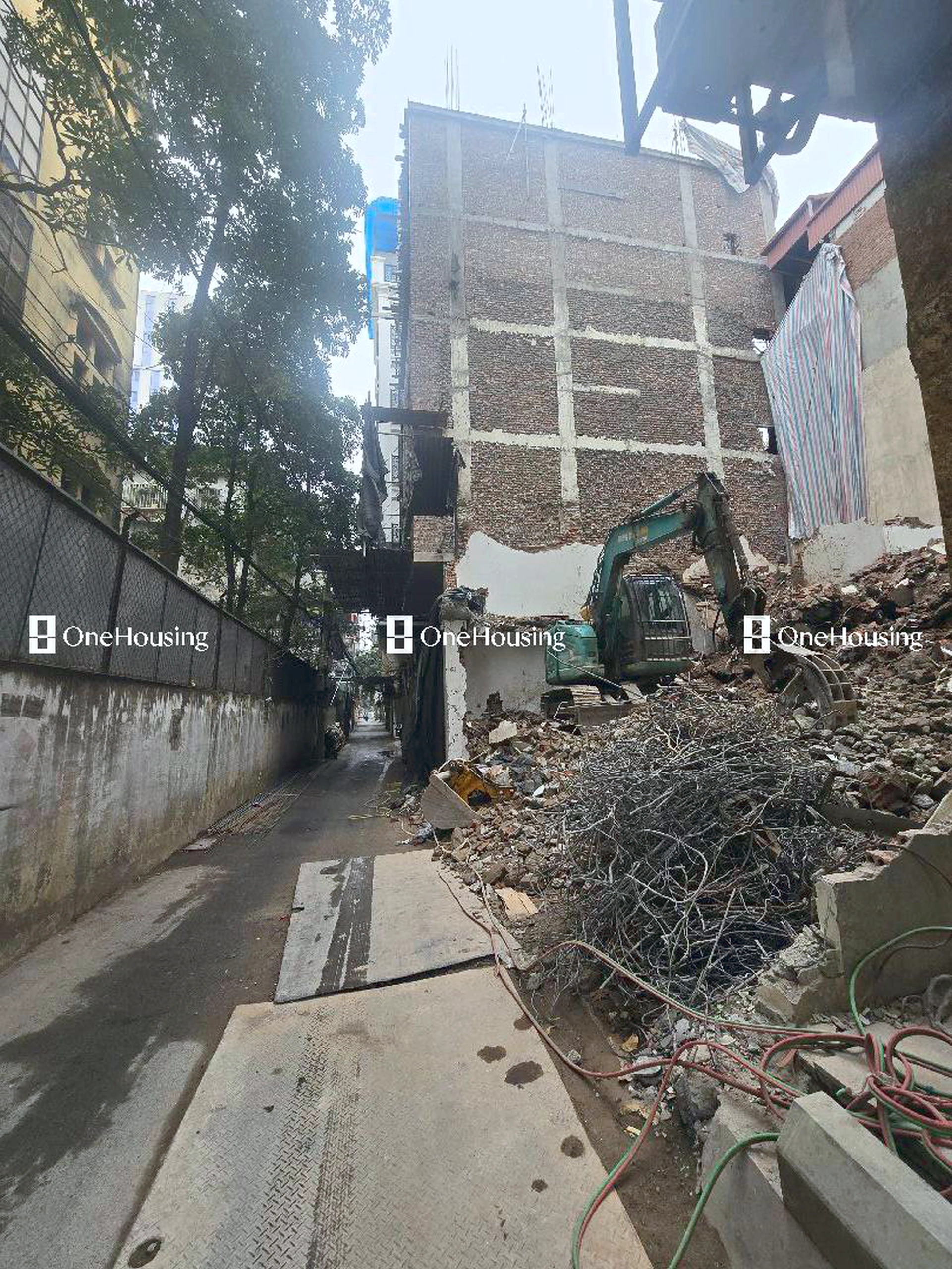 Đất nền cách Hoàng Quốc Việt 30m, P. Nghĩa Tân, Q. Cầu Giấy, TP. Hà Nội