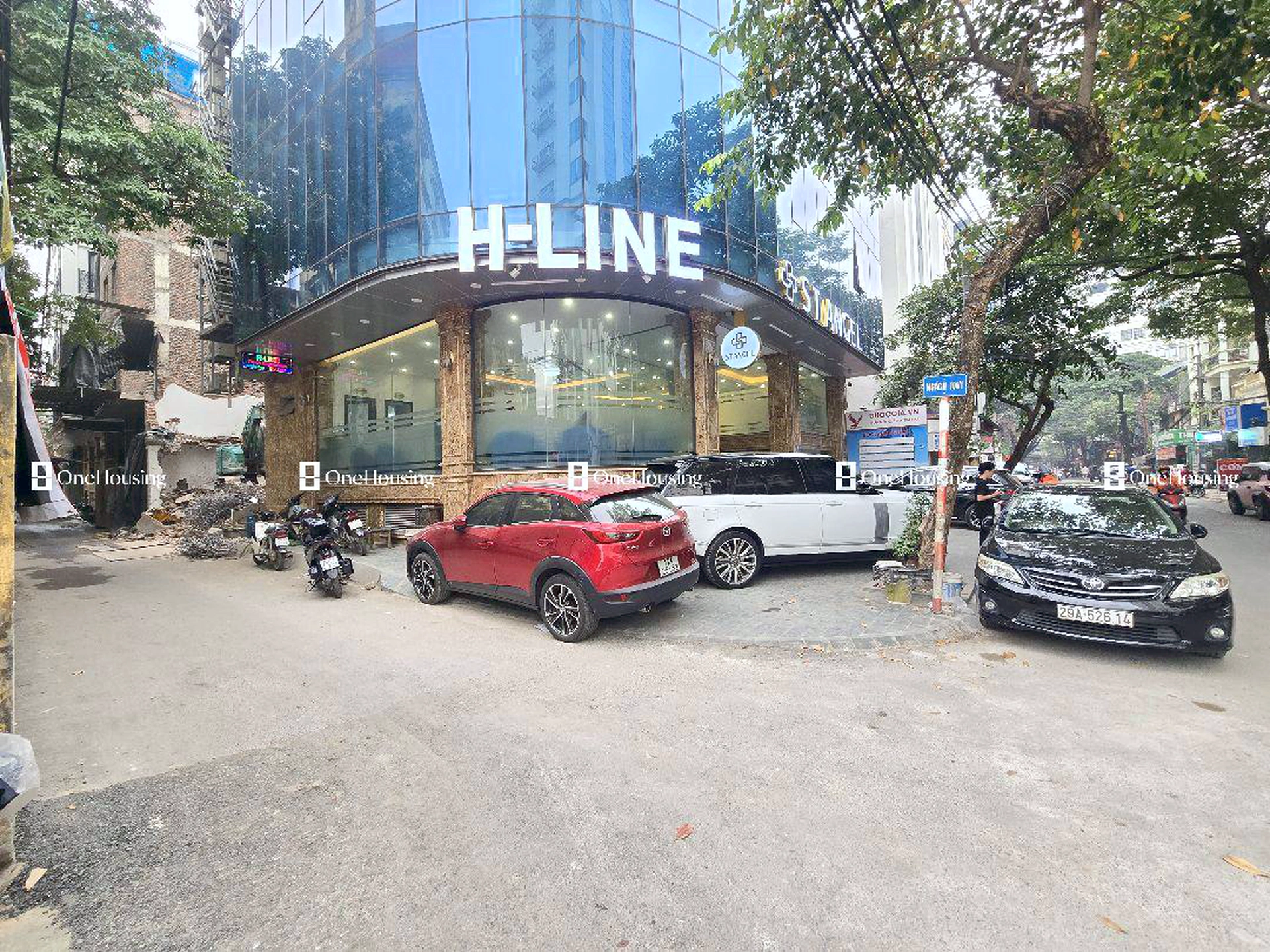 Đất nền cách Hoàng Quốc Việt 30m, P. Nghĩa Tân, Q. Cầu Giấy, TP. Hà Nội