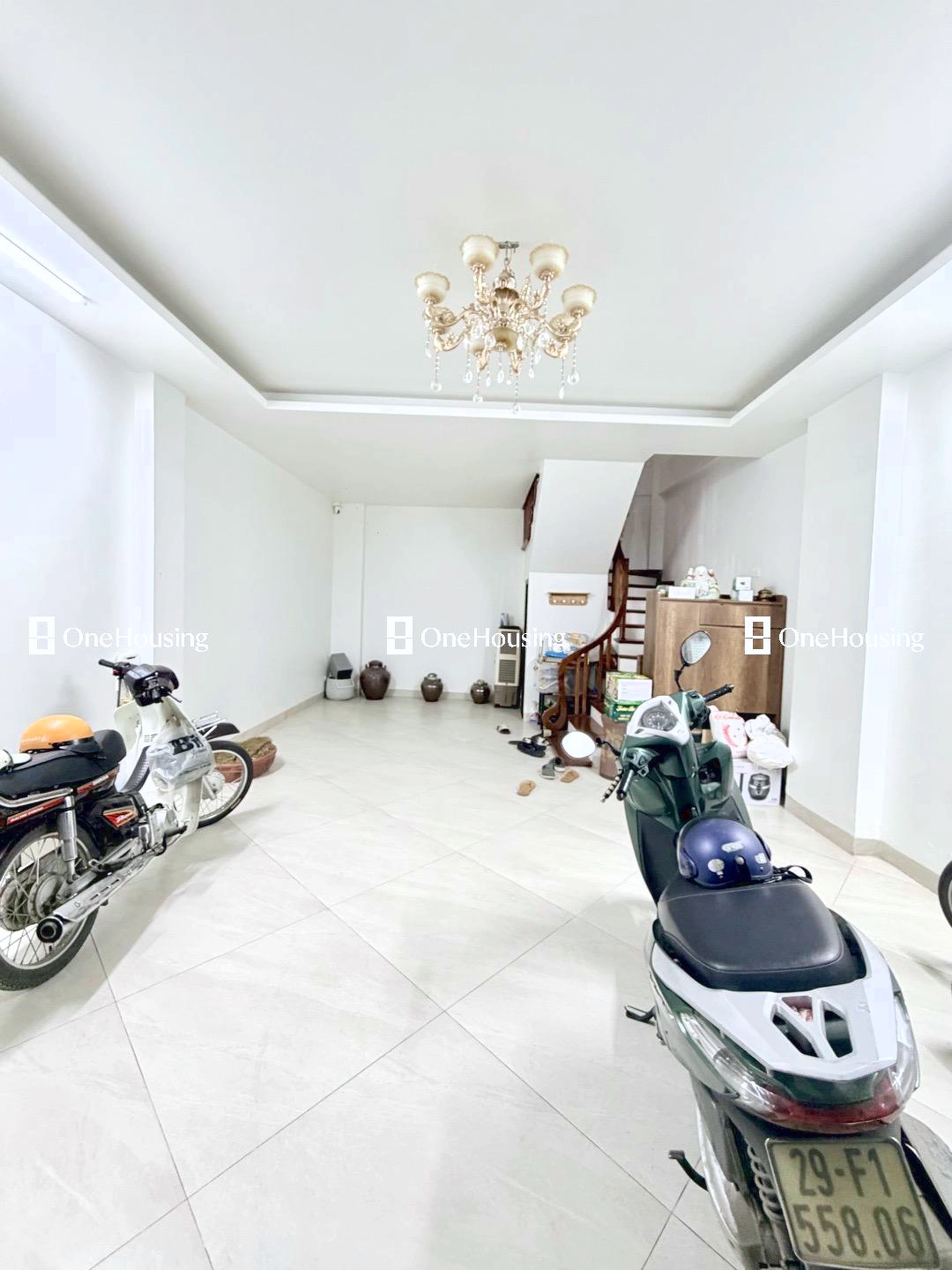 Nhà mặt ngõ cách Lạc Long Quân 70m, P. Nghĩa Đô, Q. Cầu Giấy, TP. Hà Nội