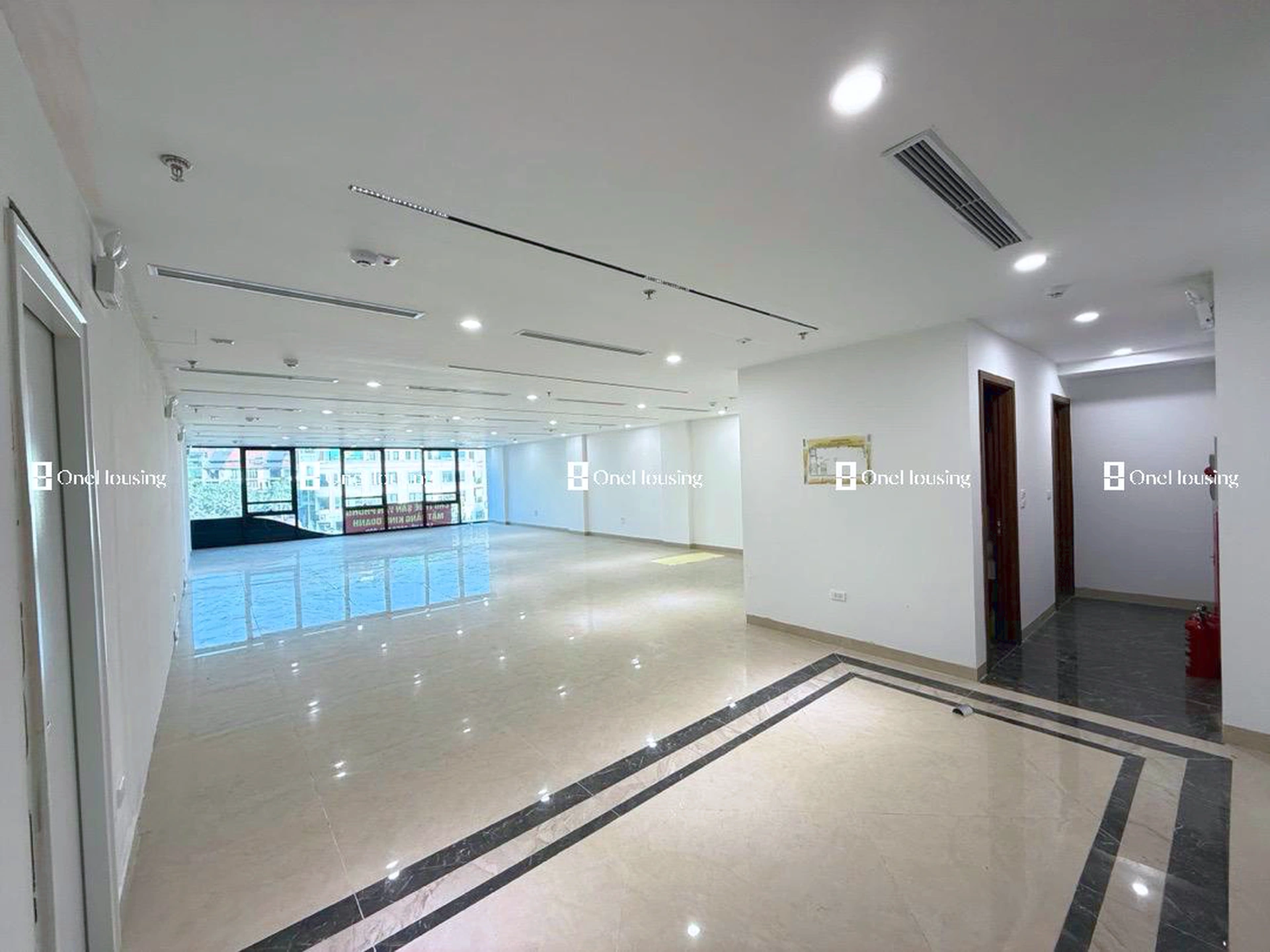 Nhà mặt phố Trịnh Đình Cửu, P. Định Công, Q. Hoàng Mai, TP. Hà Nội