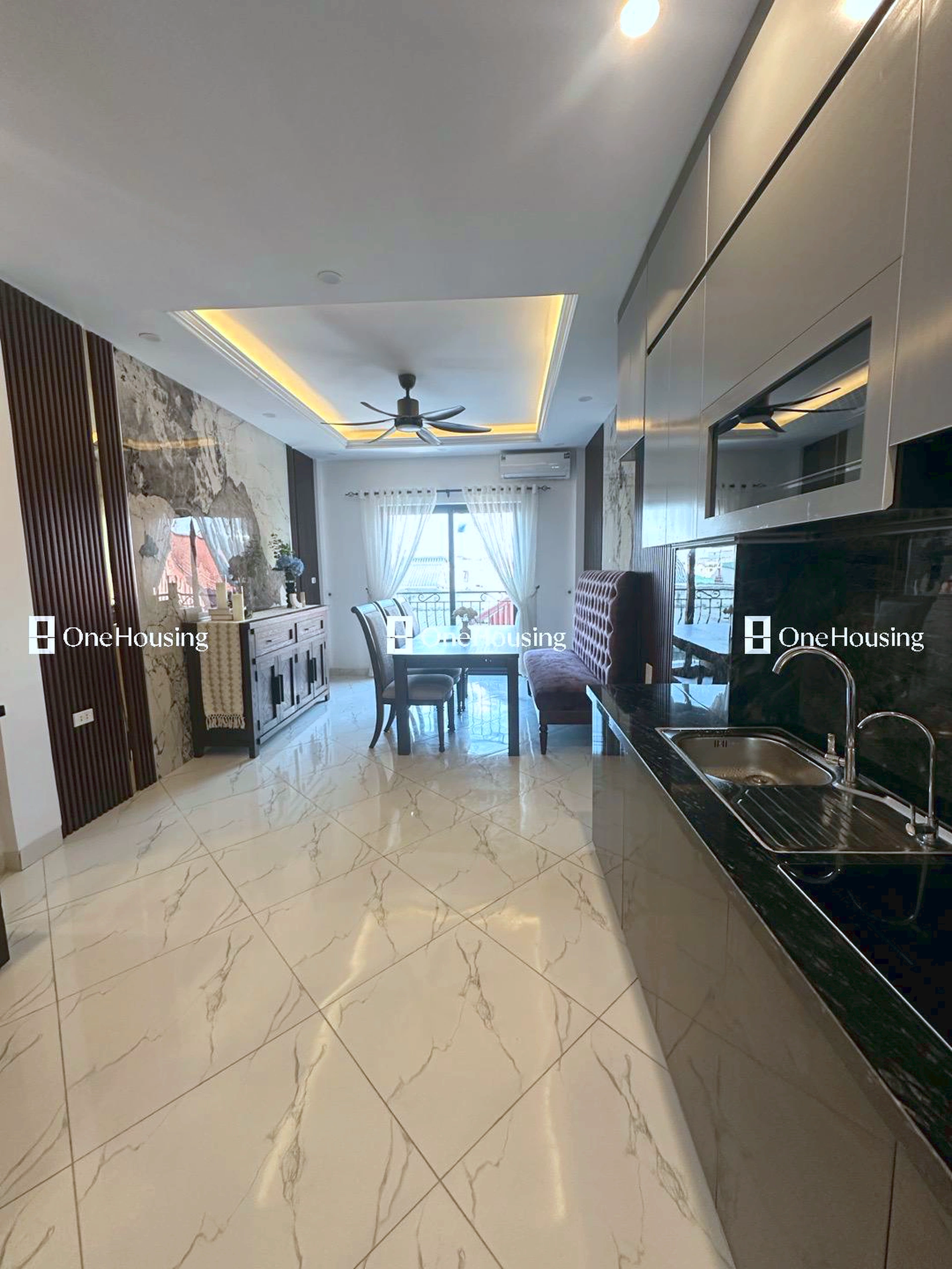 Nhà mặt ngõ cách Nguyễn Văn Linh 150m, P. Thạch Bàn, Q. Long Biên, TP. Hà Nội