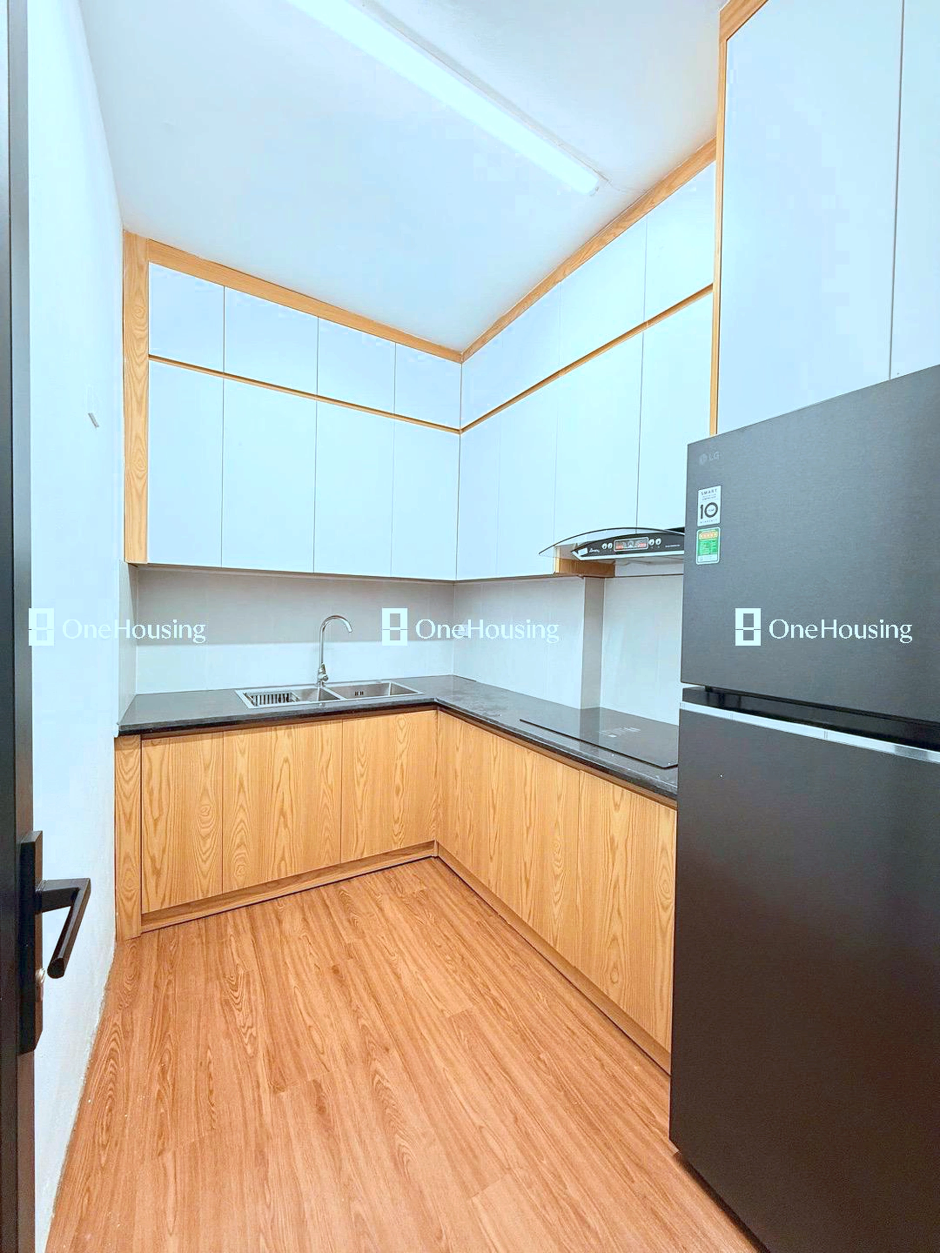 Nhà mặt phố Huỳnh Thúc Kháng, P. Láng Hạ, Q. Đống Đa, TP. Hà Nội