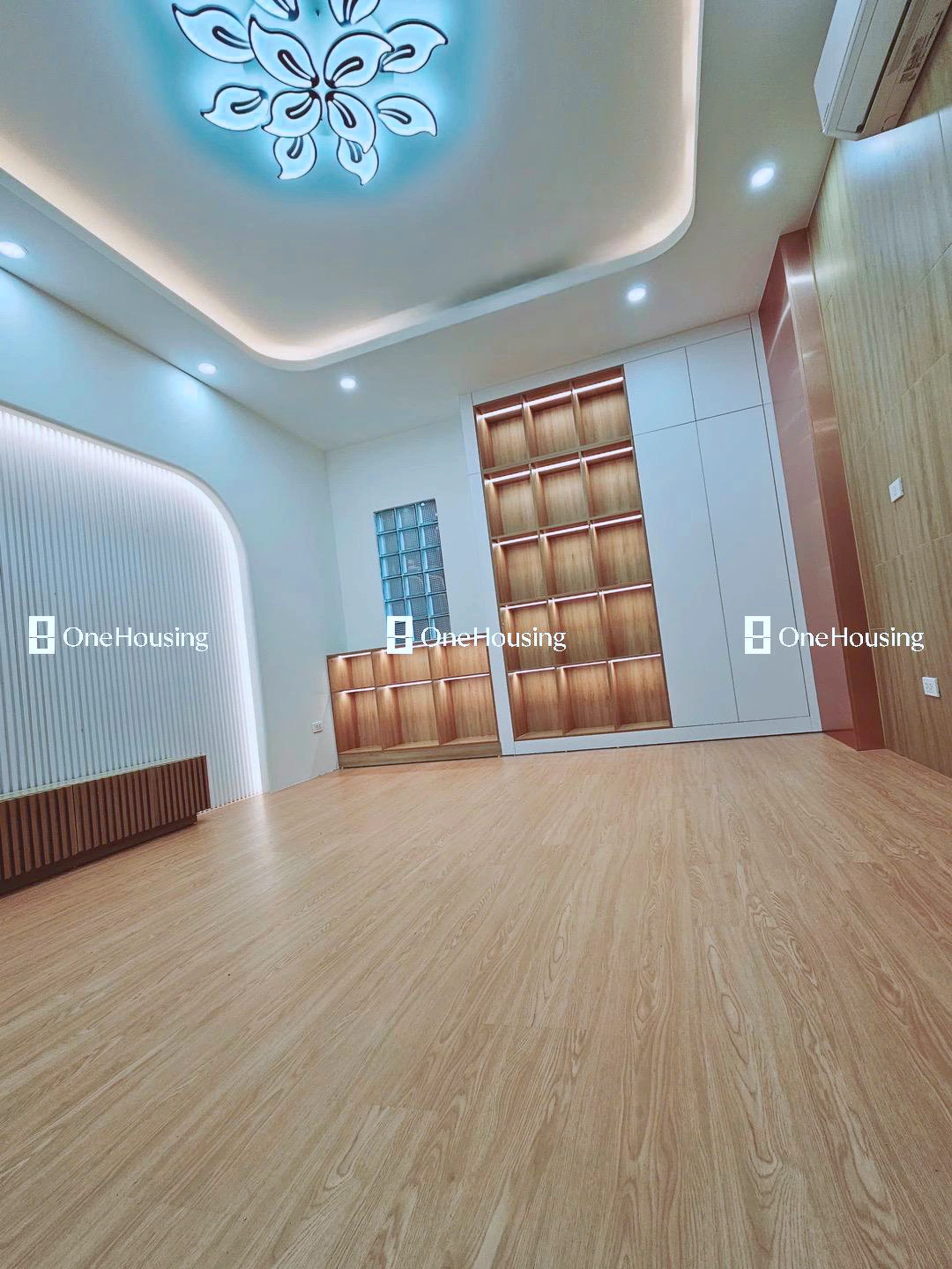 Nhà mặt ngõ cách Bồ Đề 103.59m, P. Bồ Đề, Q. Long Biên, TP. Hà Nội