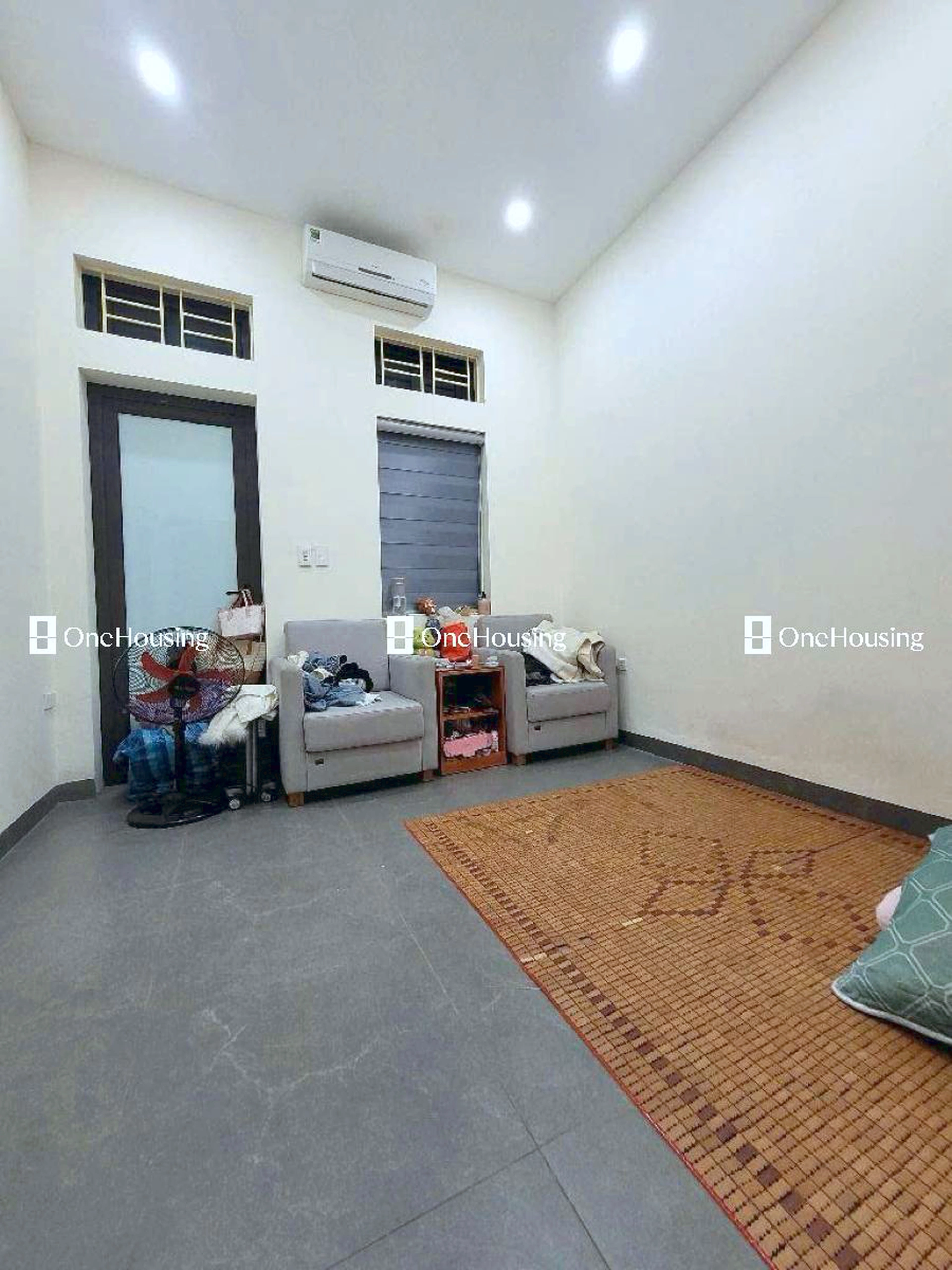 Nhà mặt ngõ cách Thạch Bàn 100m, P. Thạch Bàn, Q. Long Biên, TP. Hà Nội