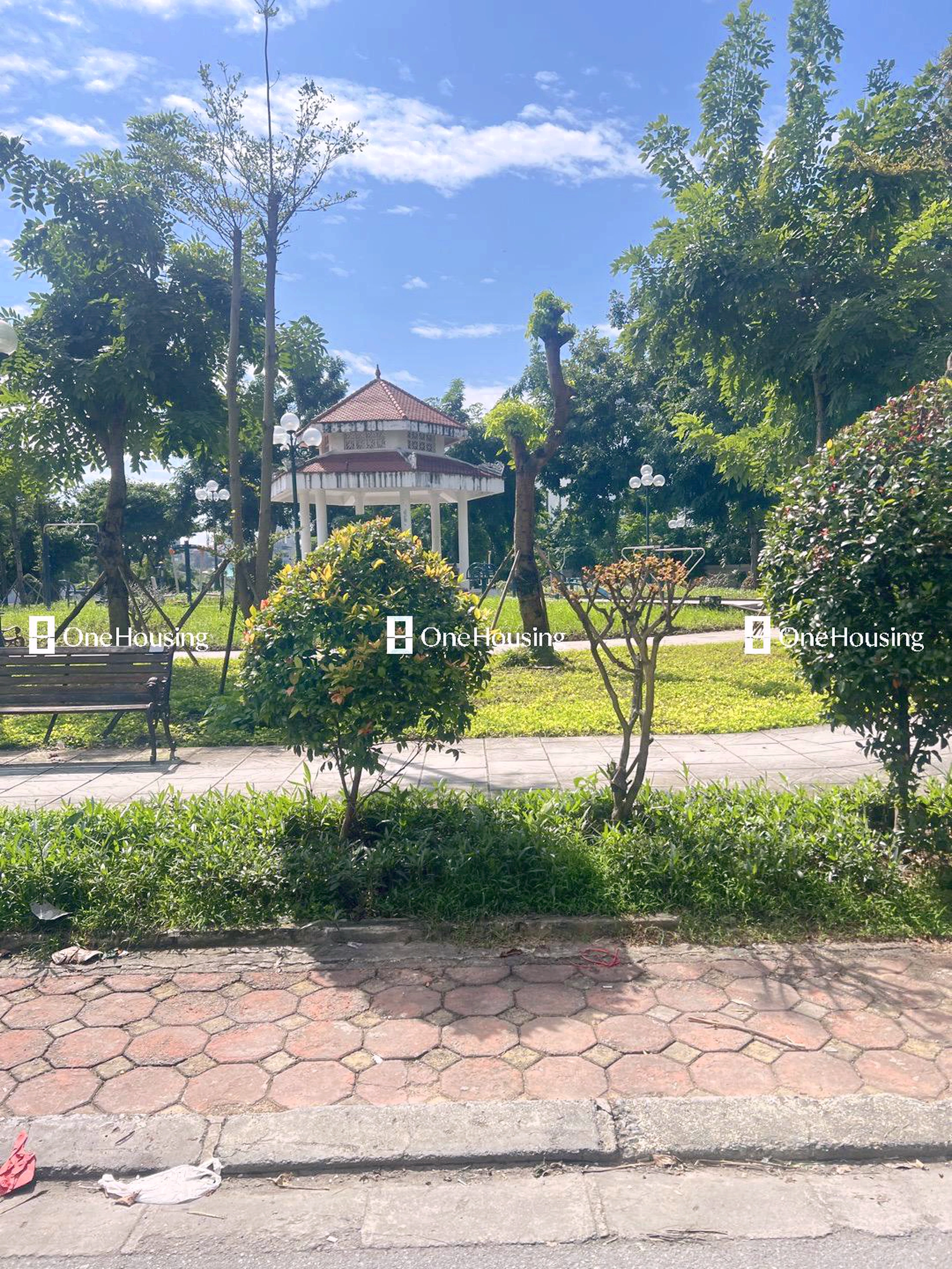 Nhà mặt ngõ cách Ngọc Thụy (mặt đê và đường gom chân đê) 5m, P. Ngọc Thụy, Q. Long Biên, TP. Hà Nội