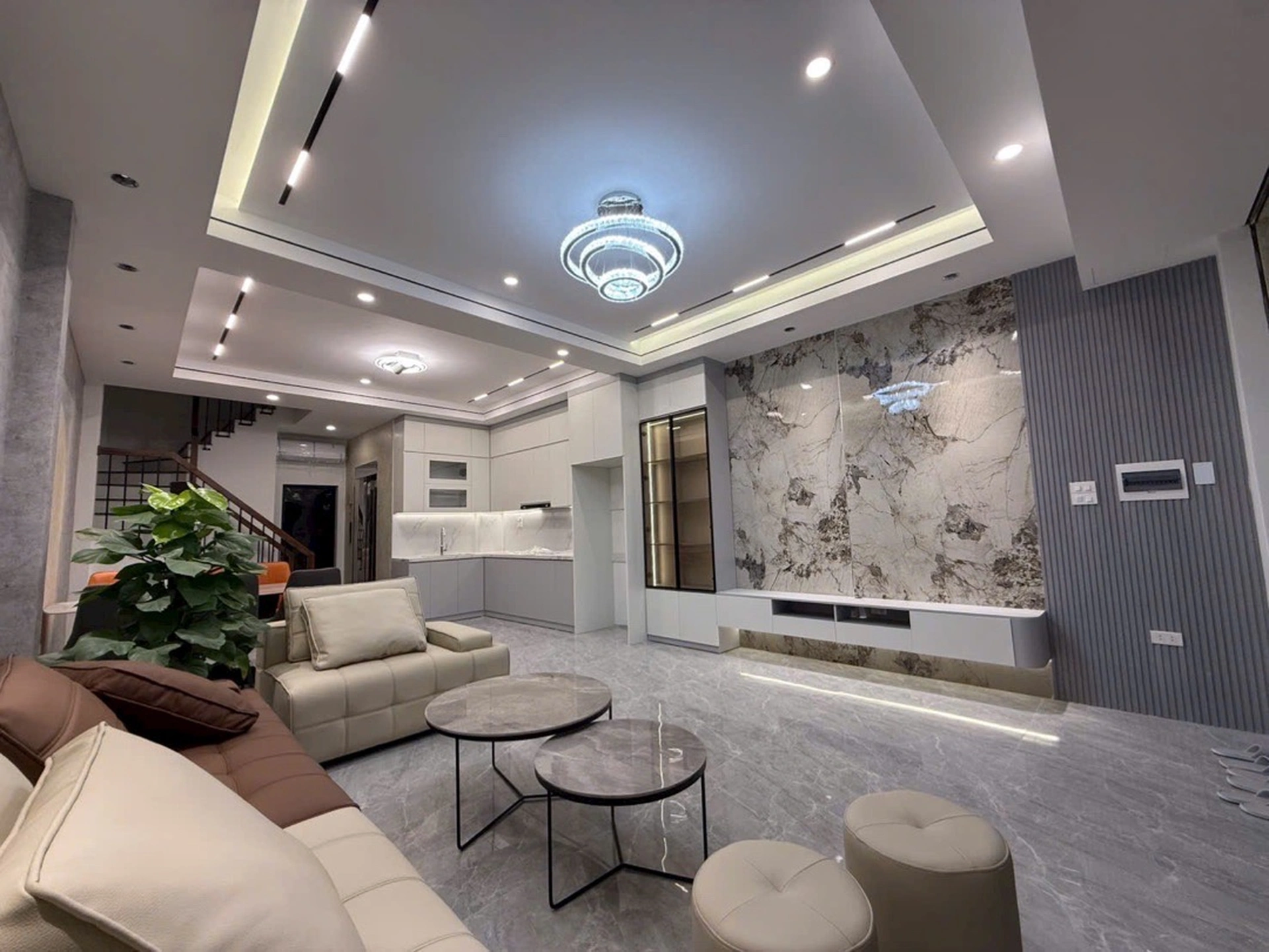 Nhà mặt ngõ cách Ngọc Thụy (mặt đê và đường gom chân đê) 50m, P. Ngọc Thụy, Q. Long Biên, TP. Hà Nội