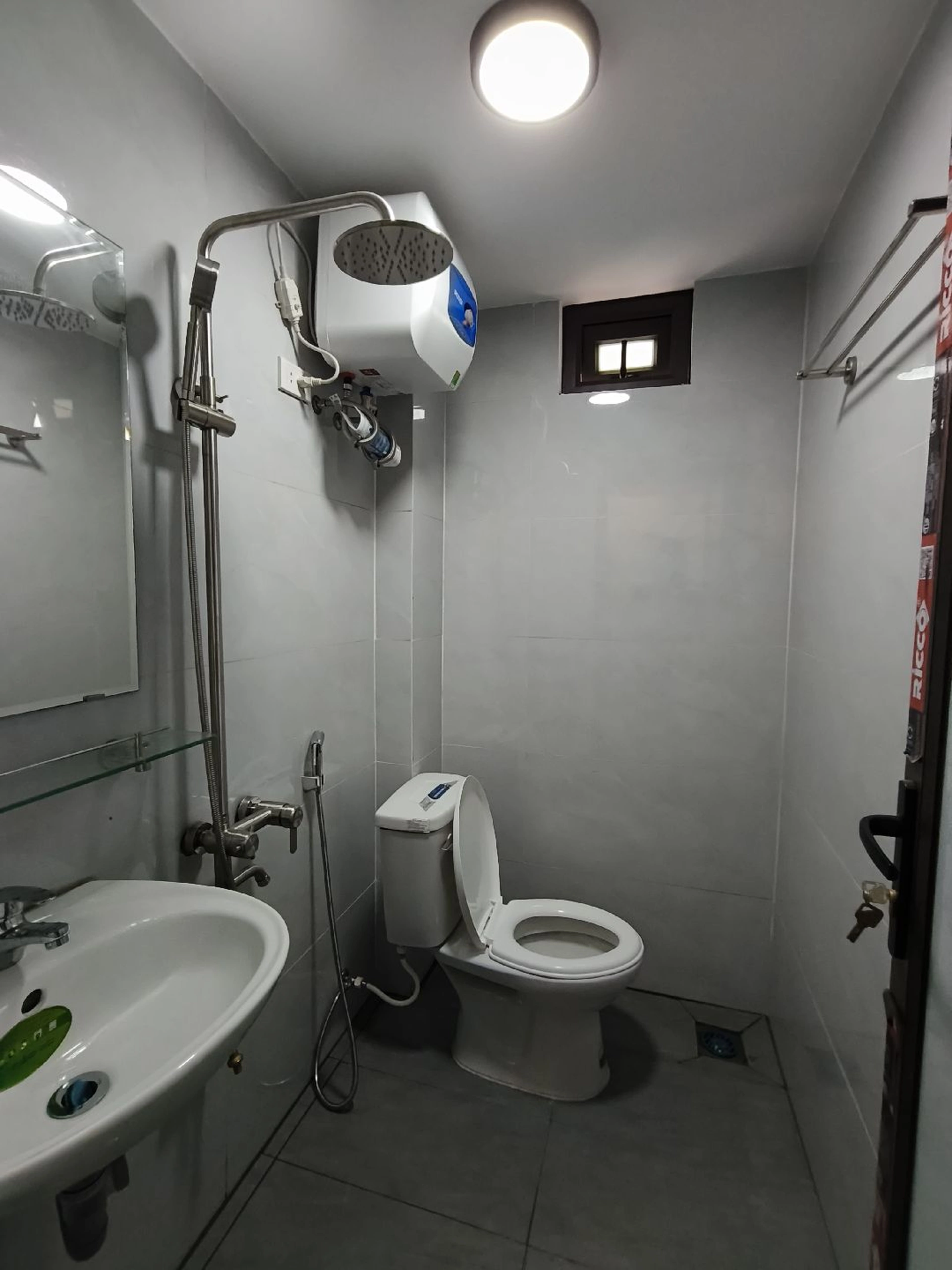 Nhà mặt ngõ cách Đường Hà Huy Tập 300m, TT. Yên Viên, H. Gia Lâm, TP. Hà Nội