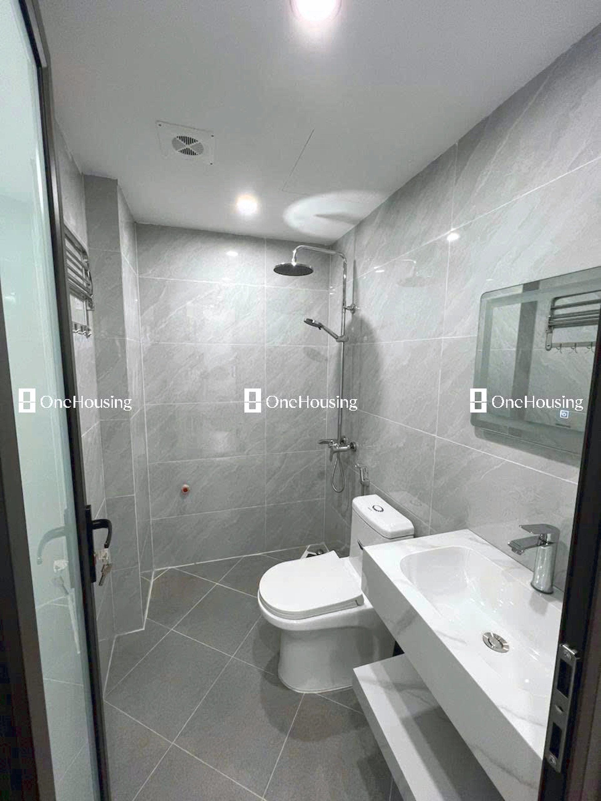 Nhà mặt ngõ cách Nguyễn Văn Viên 100m, P. Vĩnh Tuy, Q. Hai Bà Trưng, TP. Hà Nội