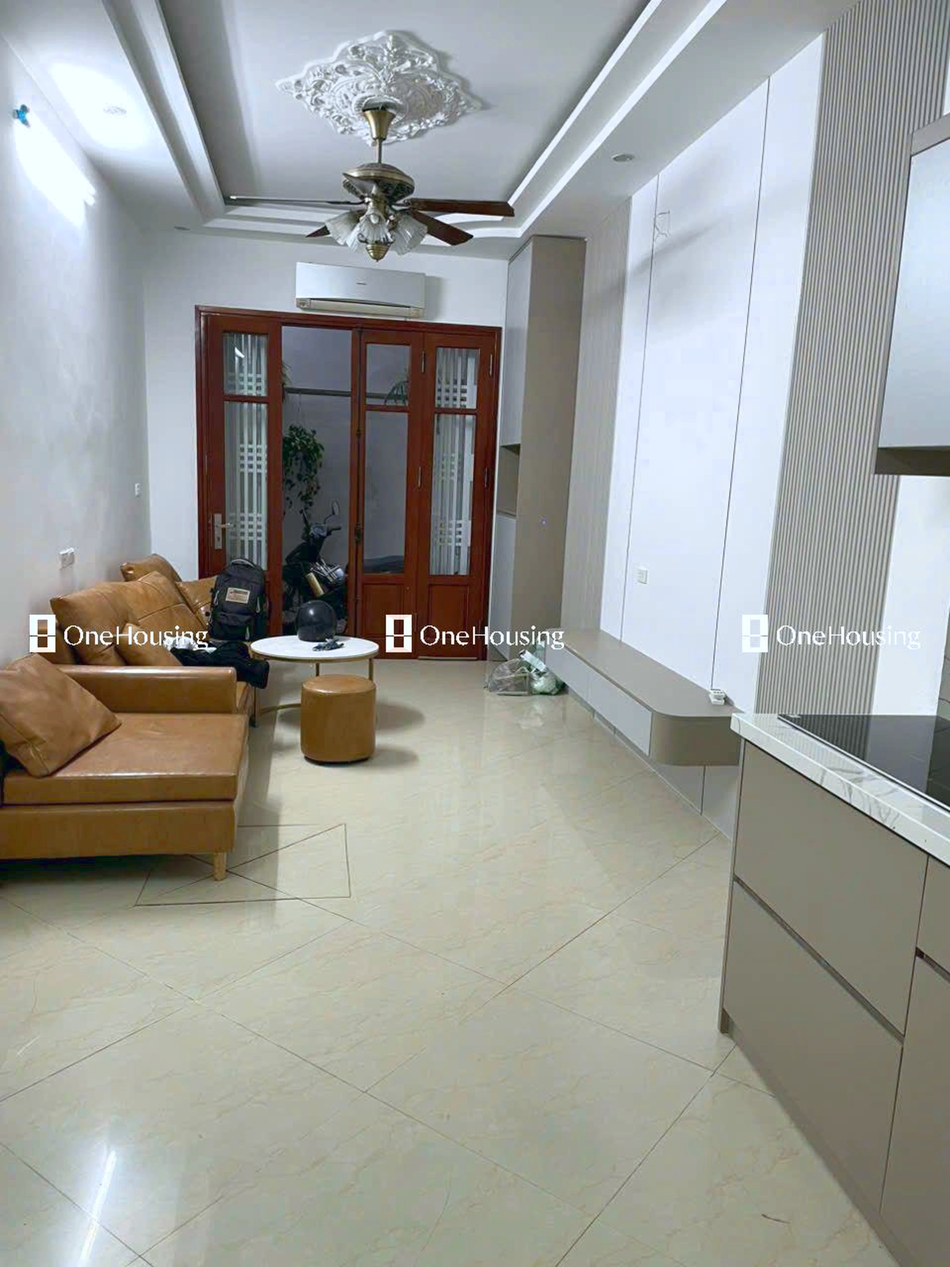 Nhà mặt ngõ cách Ái Mộ 50m, P. Bồ Đề, Q. Long Biên, TP. Hà Nội