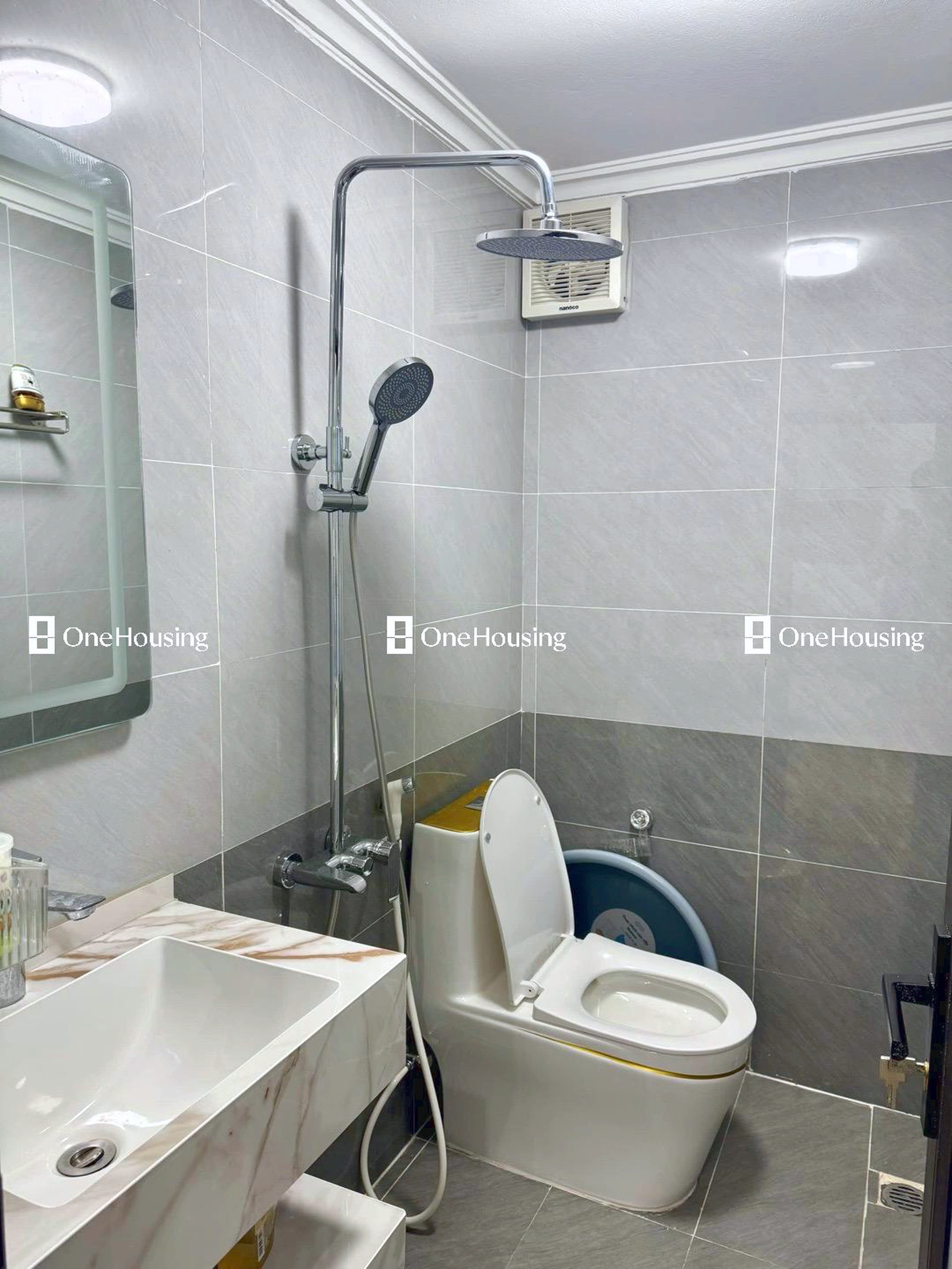 Nhà mặt ngõ cách Lạc Long Quân 50m, P. Nghĩa Đô, Q. Cầu Giấy, TP. Hà Nội