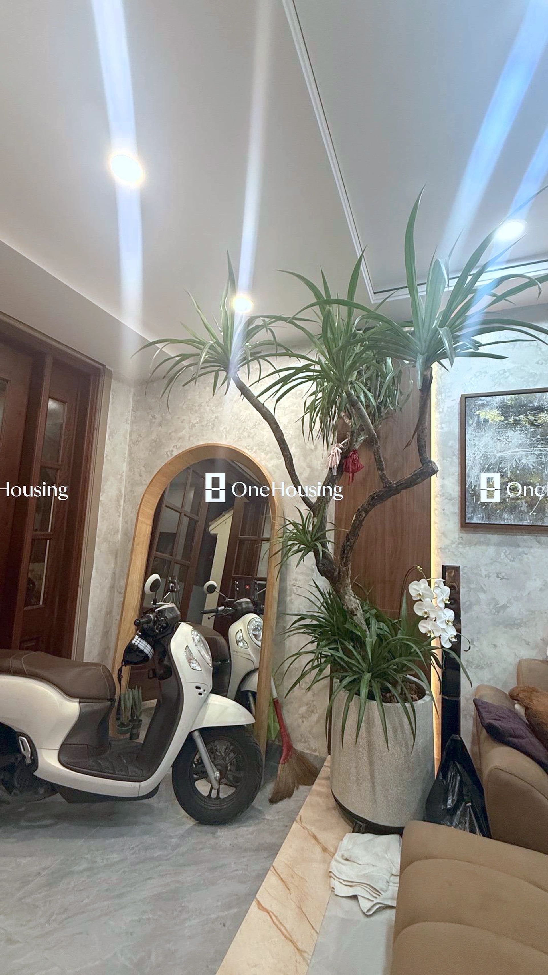 Nhà mặt ngõ cách Nguyễn Văn Cừ 10m, P. Bồ Đề, Q. Long Biên, TP. Hà Nội