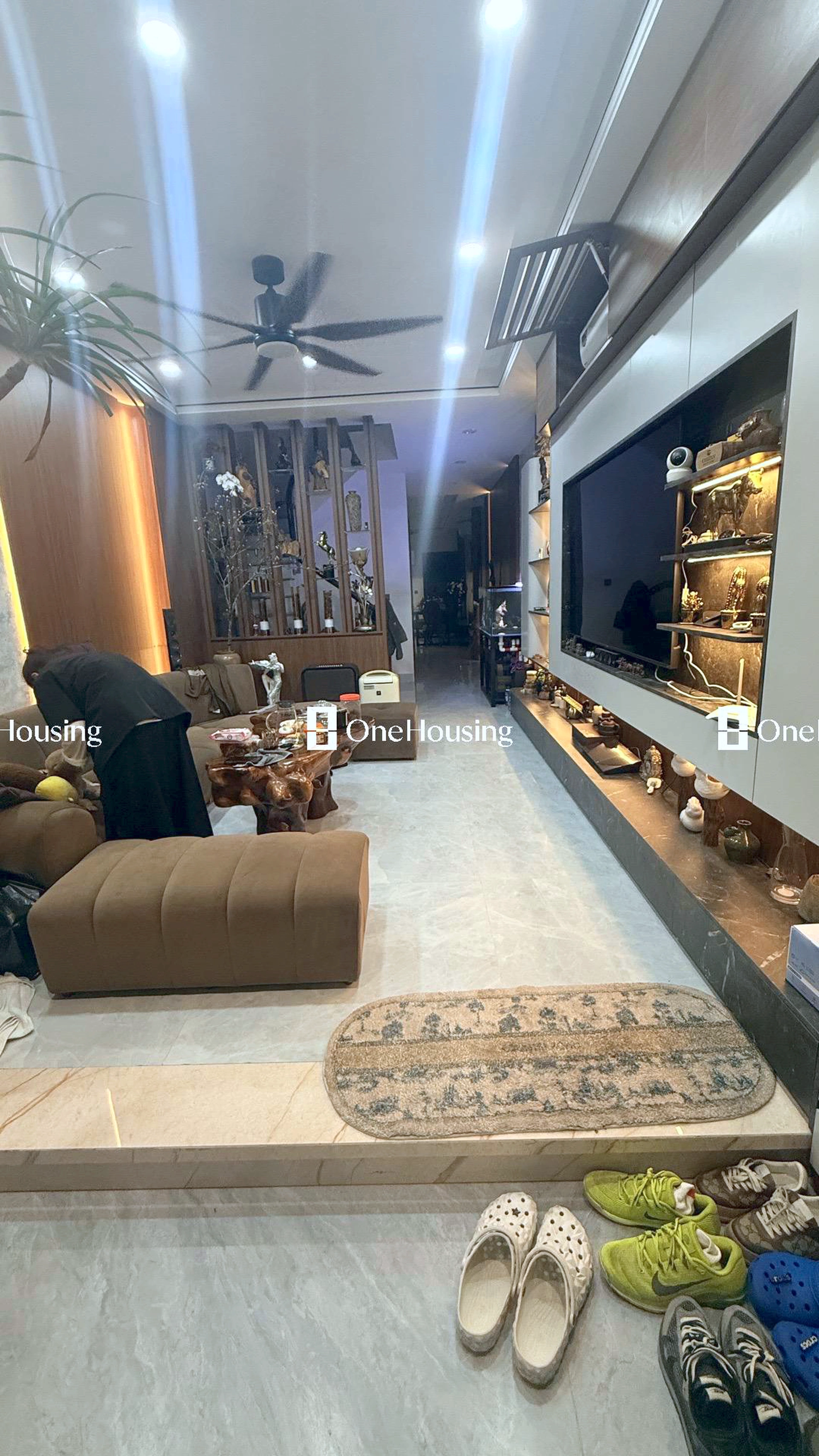 Nhà mặt ngõ cách Nguyễn Văn Cừ 10m, P. Bồ Đề, Q. Long Biên, TP. Hà Nội