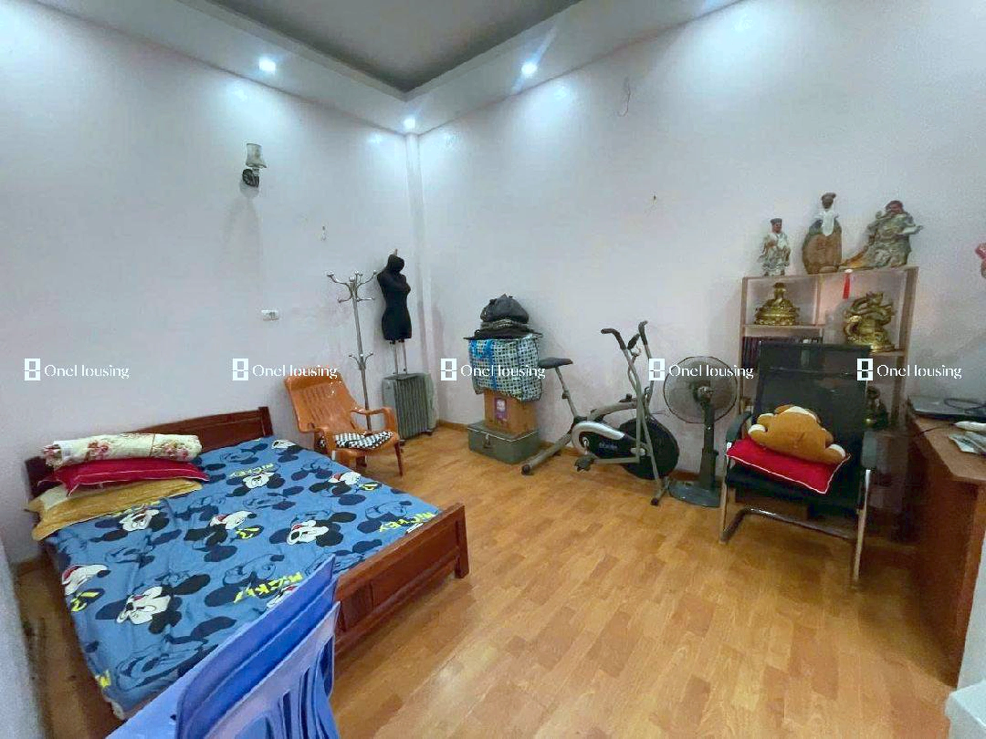 Nhà mặt phố Chùa Bụt Mọc, P. Phú Diễn, Q. Bắc Từ Liêm, TP. Hà Nội