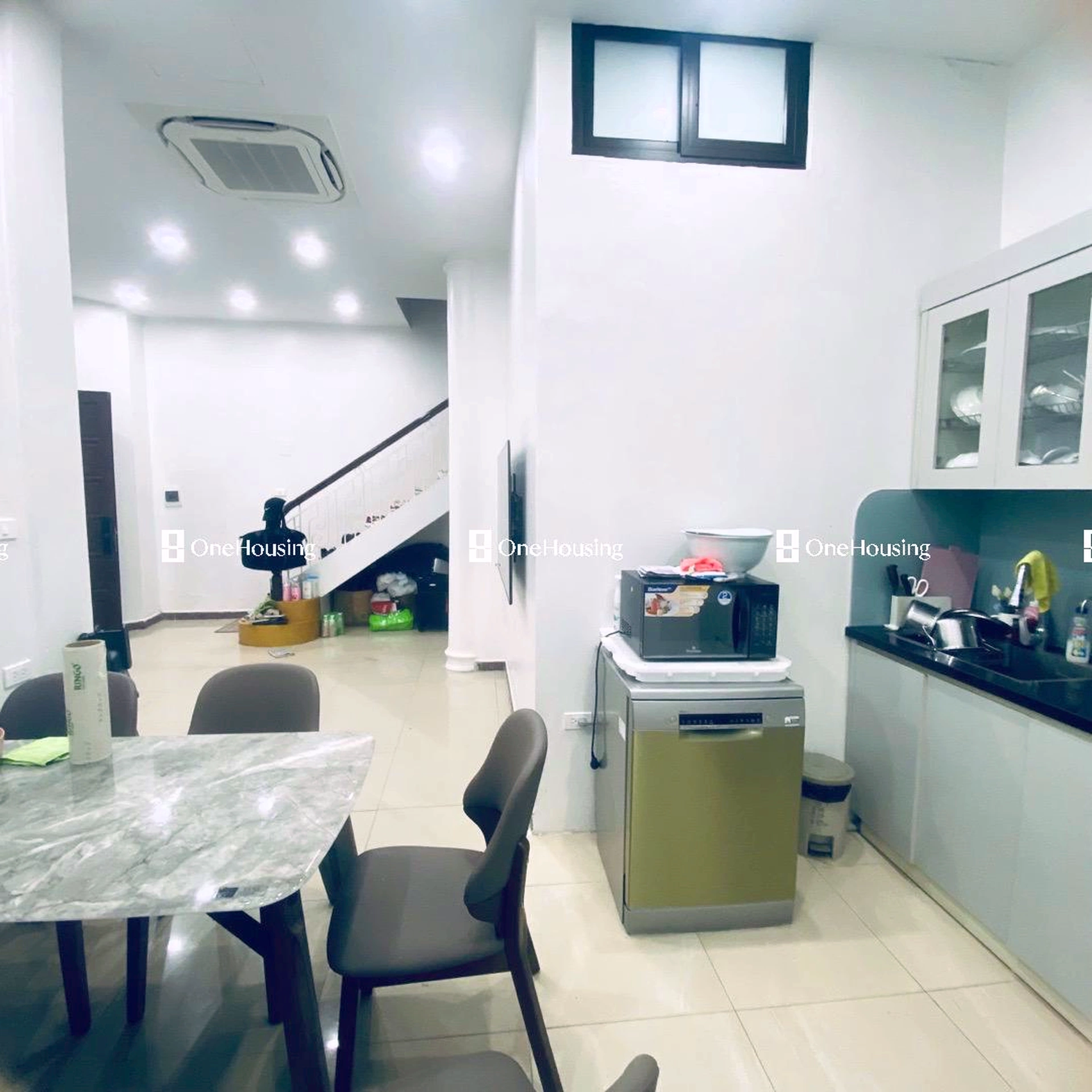 Nhà mặt ngõ cách Nguyễn Sơn 300.81m, P. Bồ Đề, Q. Long Biên, TP. Hà Nội