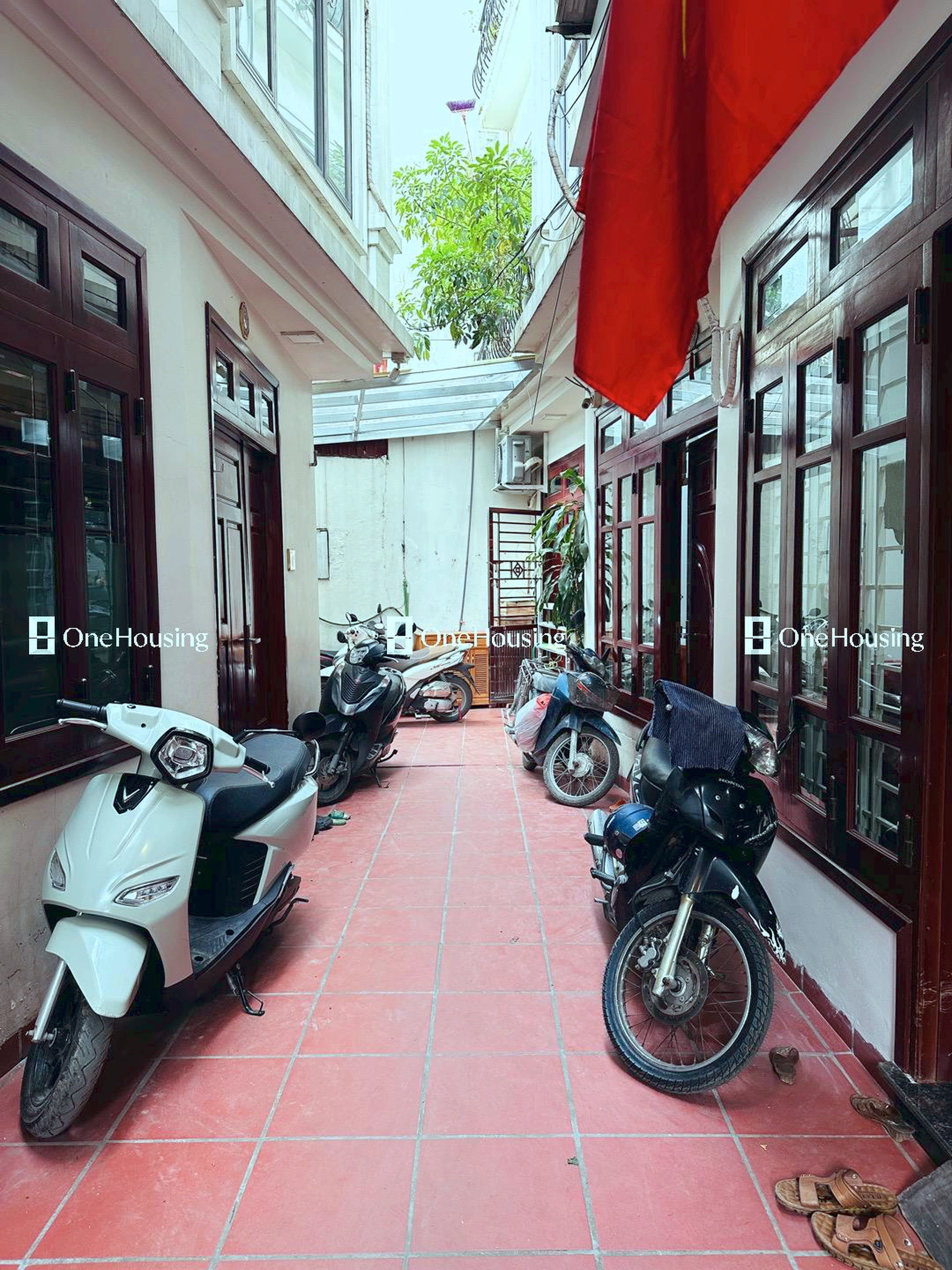 Nhà mặt ngõ cách Thạch Bàn 50m, P. Thạch Bàn, Q. Long Biên, TP. Hà Nội