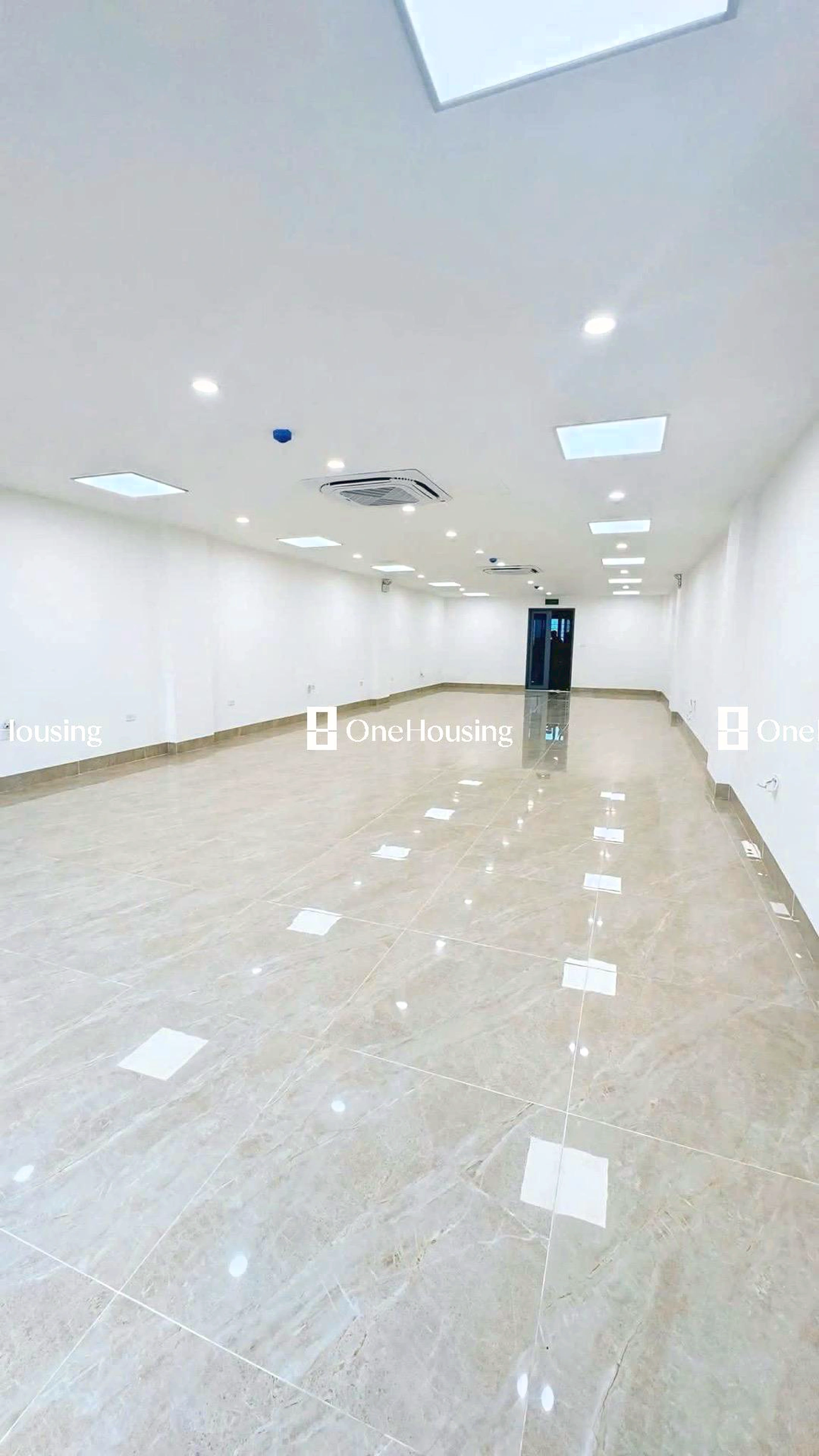 Nhà mặt phố Tô Vĩnh Diện, P. Khương Đình, Q. Thanh Xuân, TP. Hà Nội