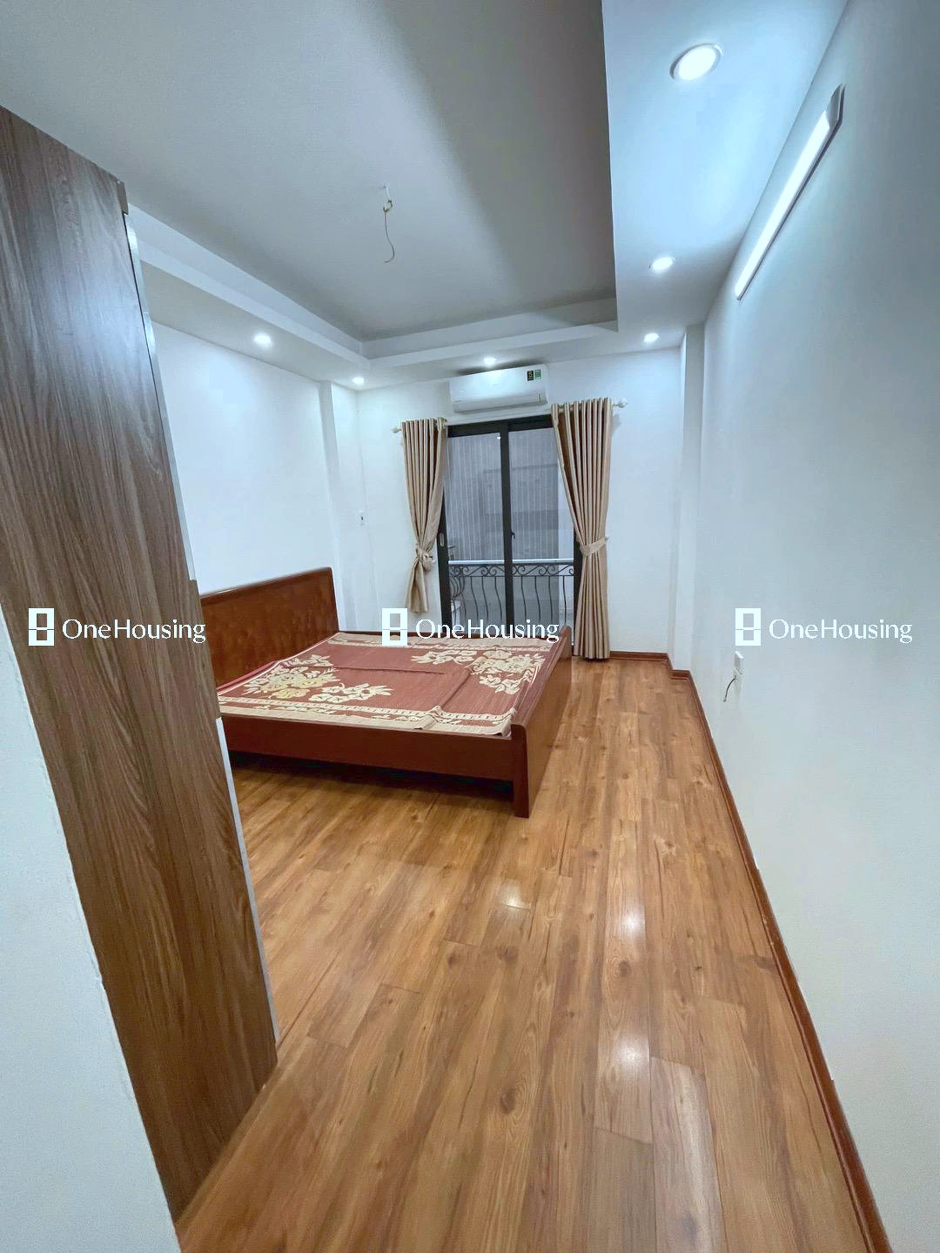 Nhà mặt ngõ cách An Dương Vương (đường gom chân đê) 30m, P. Phú Thượng, Q. Tây Hồ, TP. Hà Nội