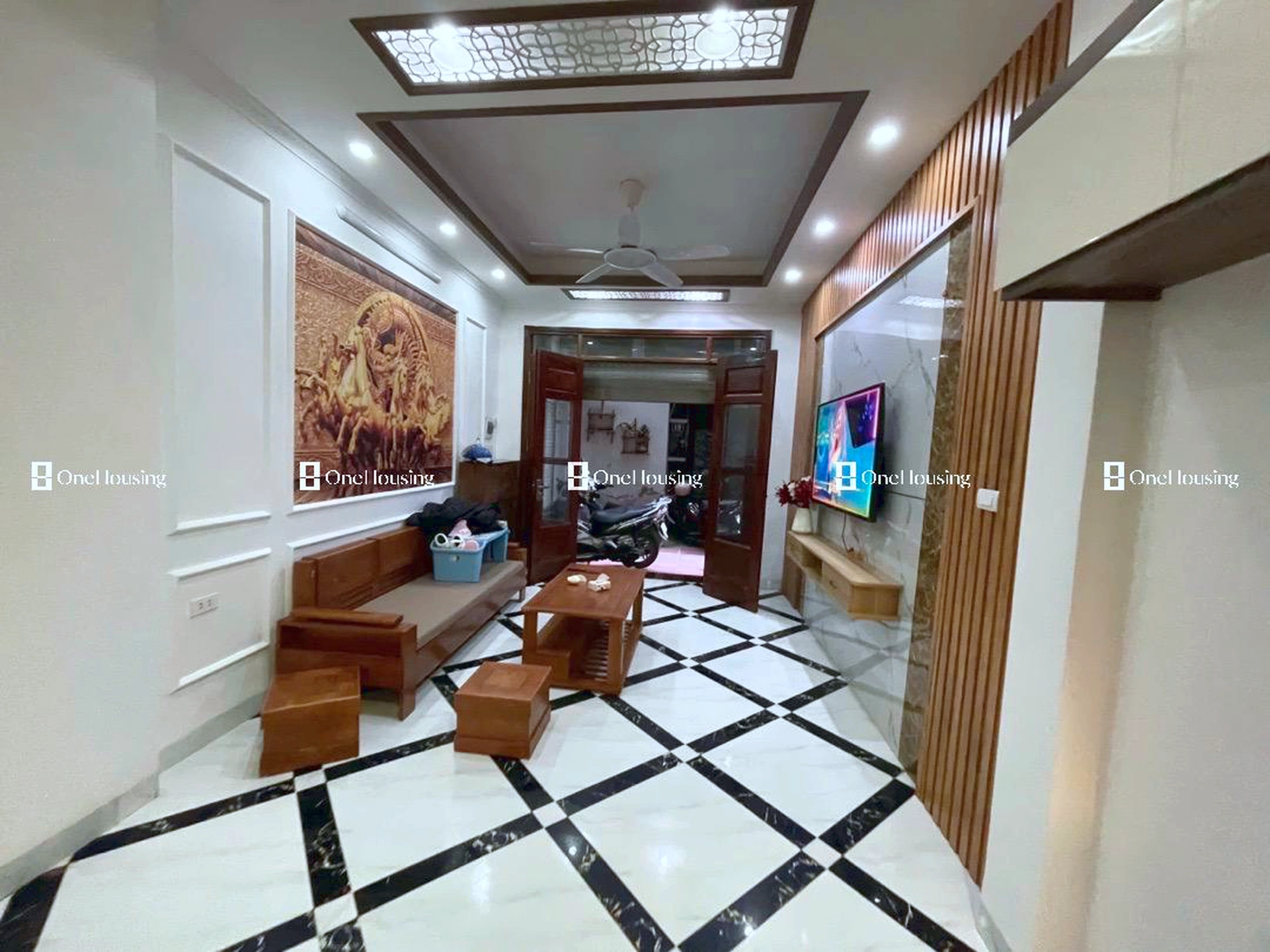 Nhà mặt ngõ cách An Dương Vương (đường gom chân đê) 30m, P. Phú Thượng, Q. Tây Hồ, TP. Hà Nội