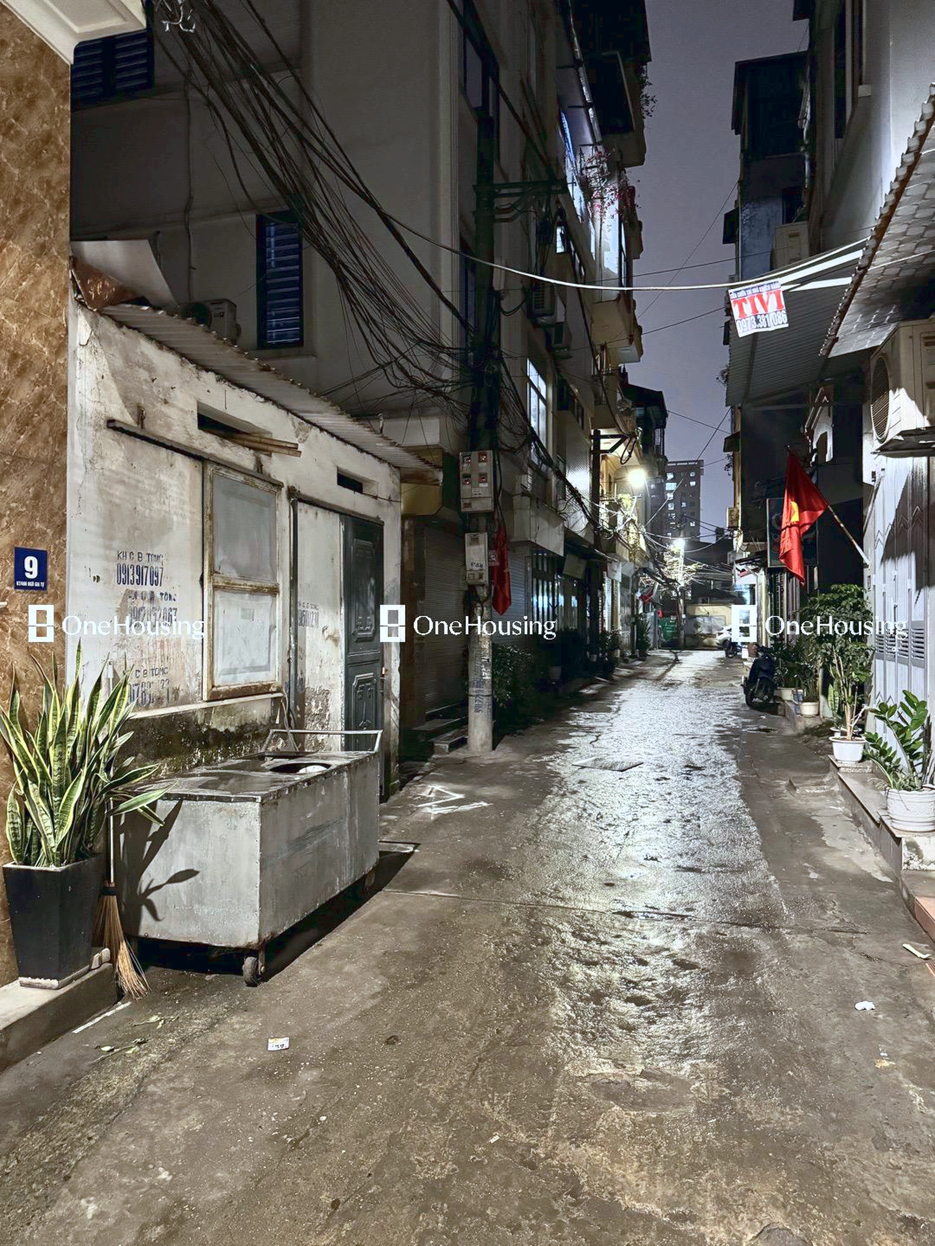 Nhà mặt ngõ cách Ngô Gia Tự 100m, P. Việt Hưng, Q. Long Biên, TP. Hà Nội