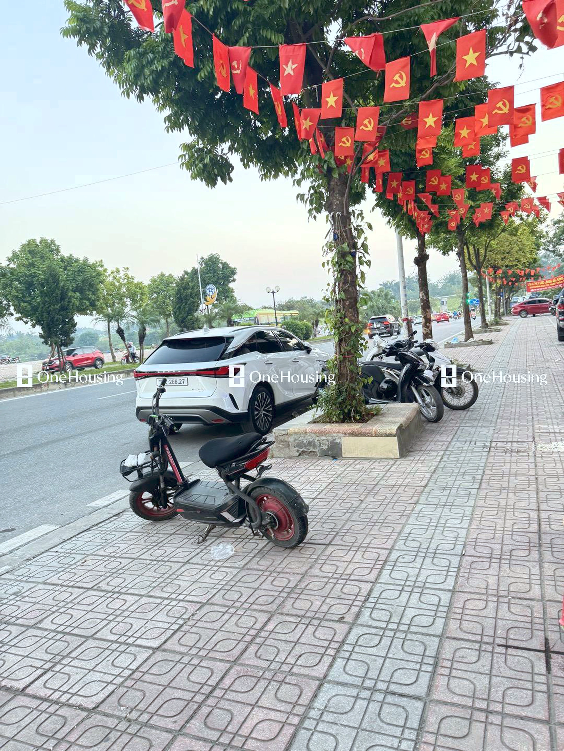 Đất nền cách Bồ Đề 20m, P. Bồ Đề, Q. Long Biên, TP. Hà Nội