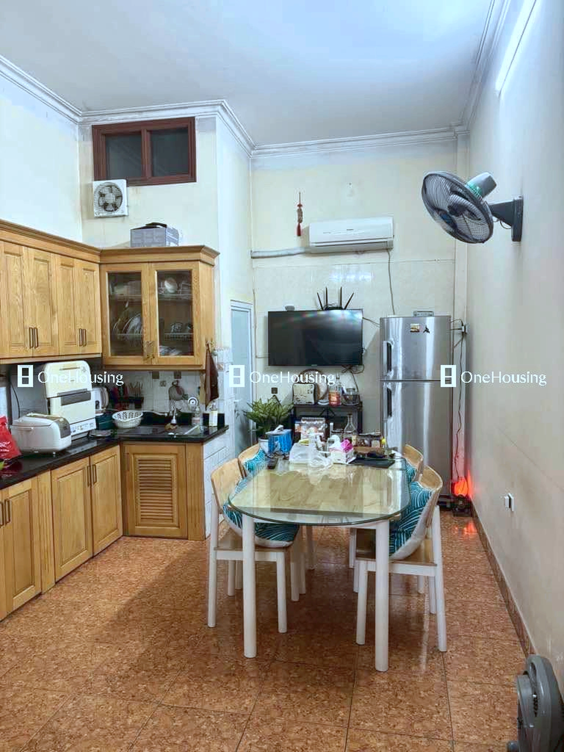 Nhà mặt ngõ cách Lạc Long Quân 70m, P. Nghĩa Đô, Q. Cầu Giấy, TP. Hà Nội