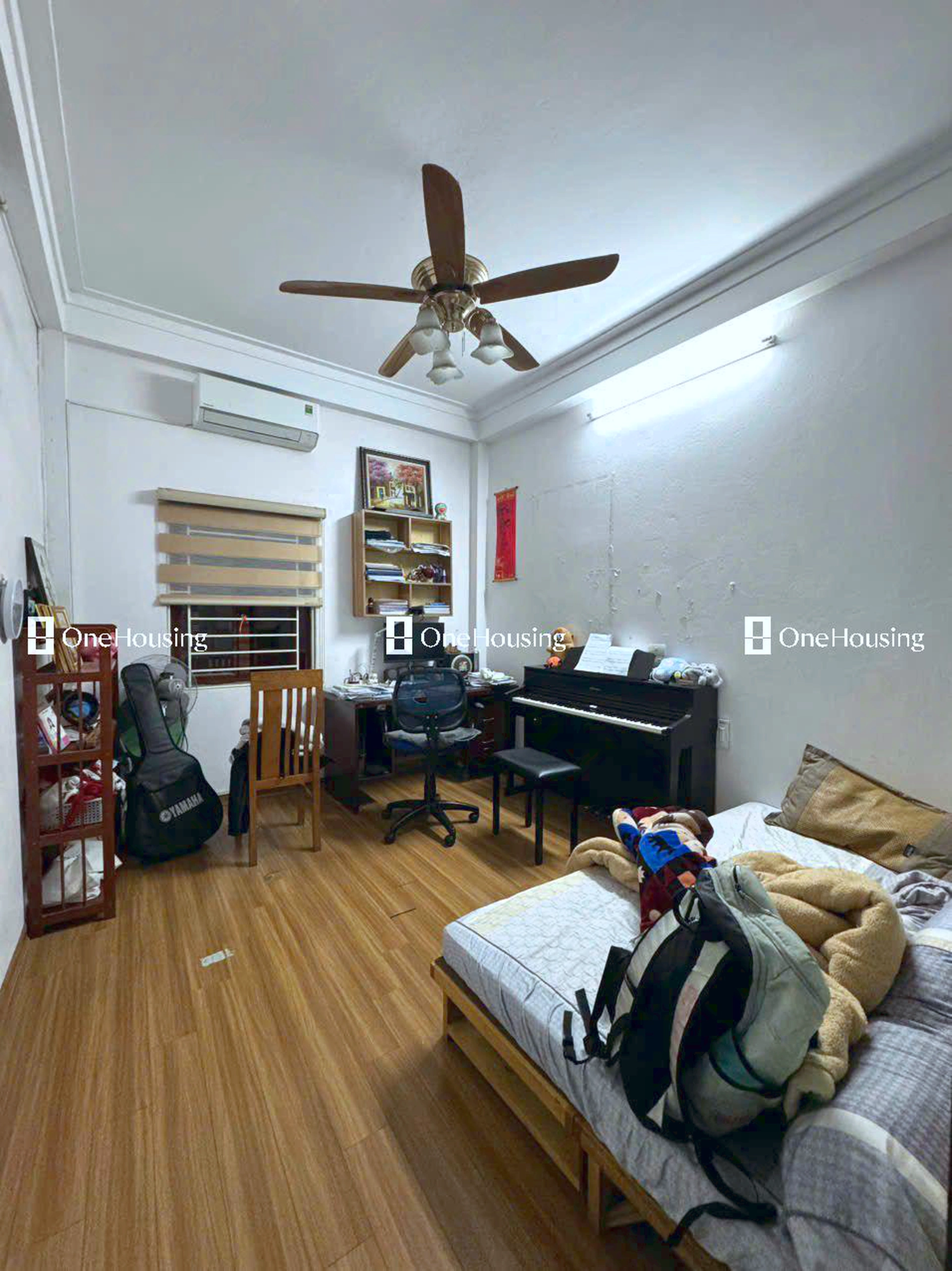 Nhà mặt ngõ cách Nguyễn Văn Linh 200m, P. Thạch Bàn, Q. Long Biên, TP. Hà Nội