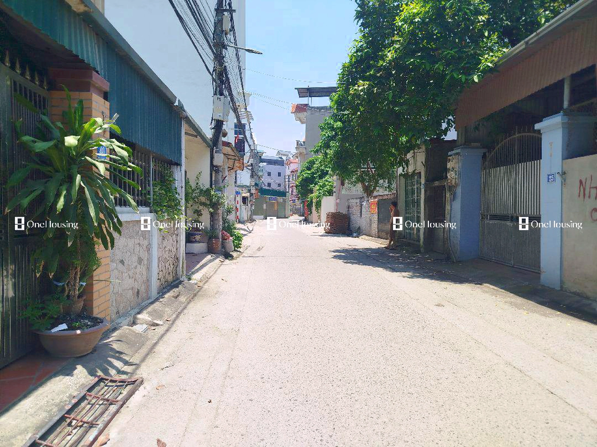 Nhà mặt ngõ cách Nguyễn Văn Linh 50m, P. Thạch Bàn, Q. Long Biên, TP. Hà Nội