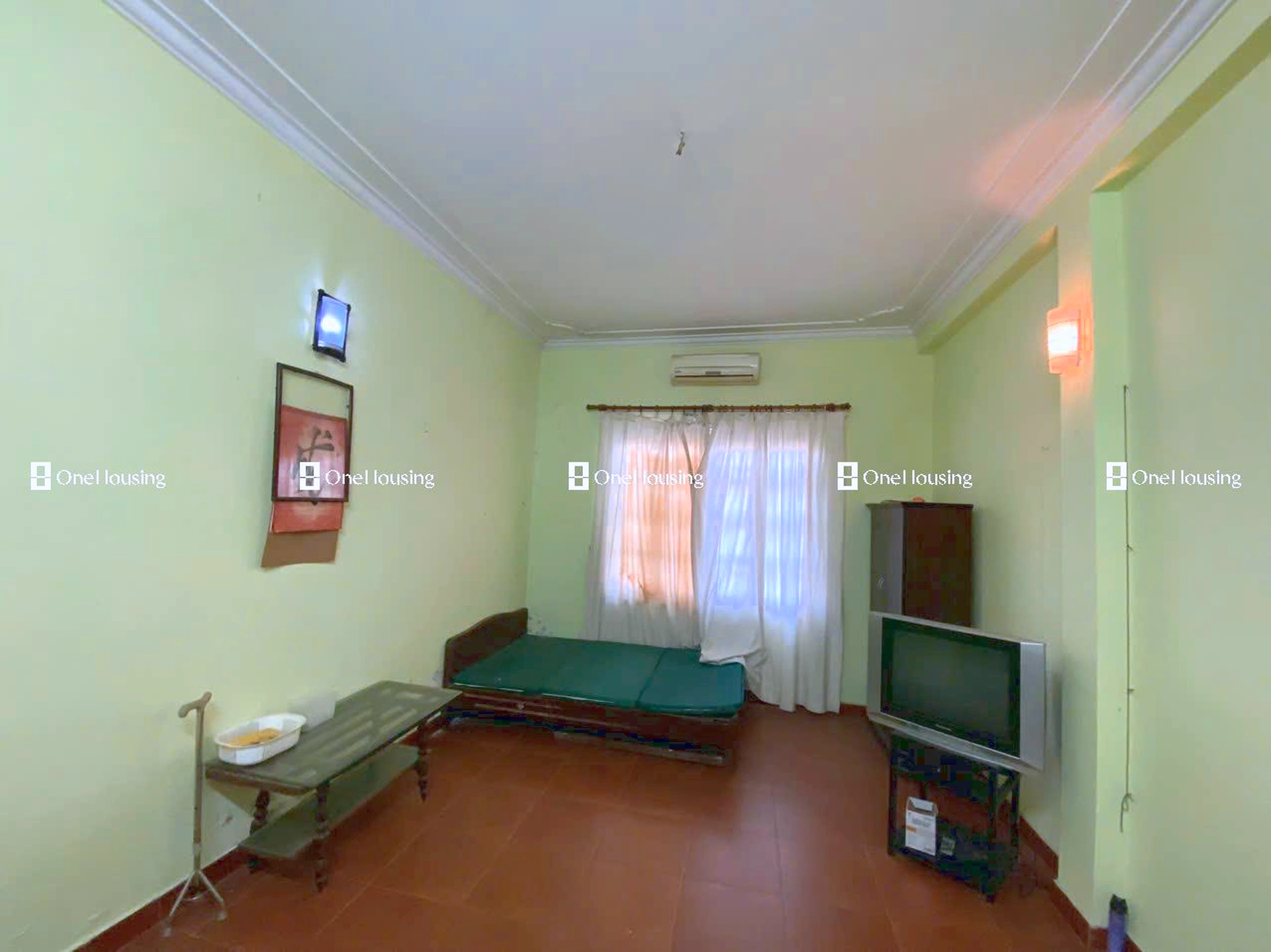 Nhà mặt ngõ cách Âu Cơ (đường gom chân đê) 100m, P. Nhật Tân, Q. Tây Hồ, TP. Hà Nội