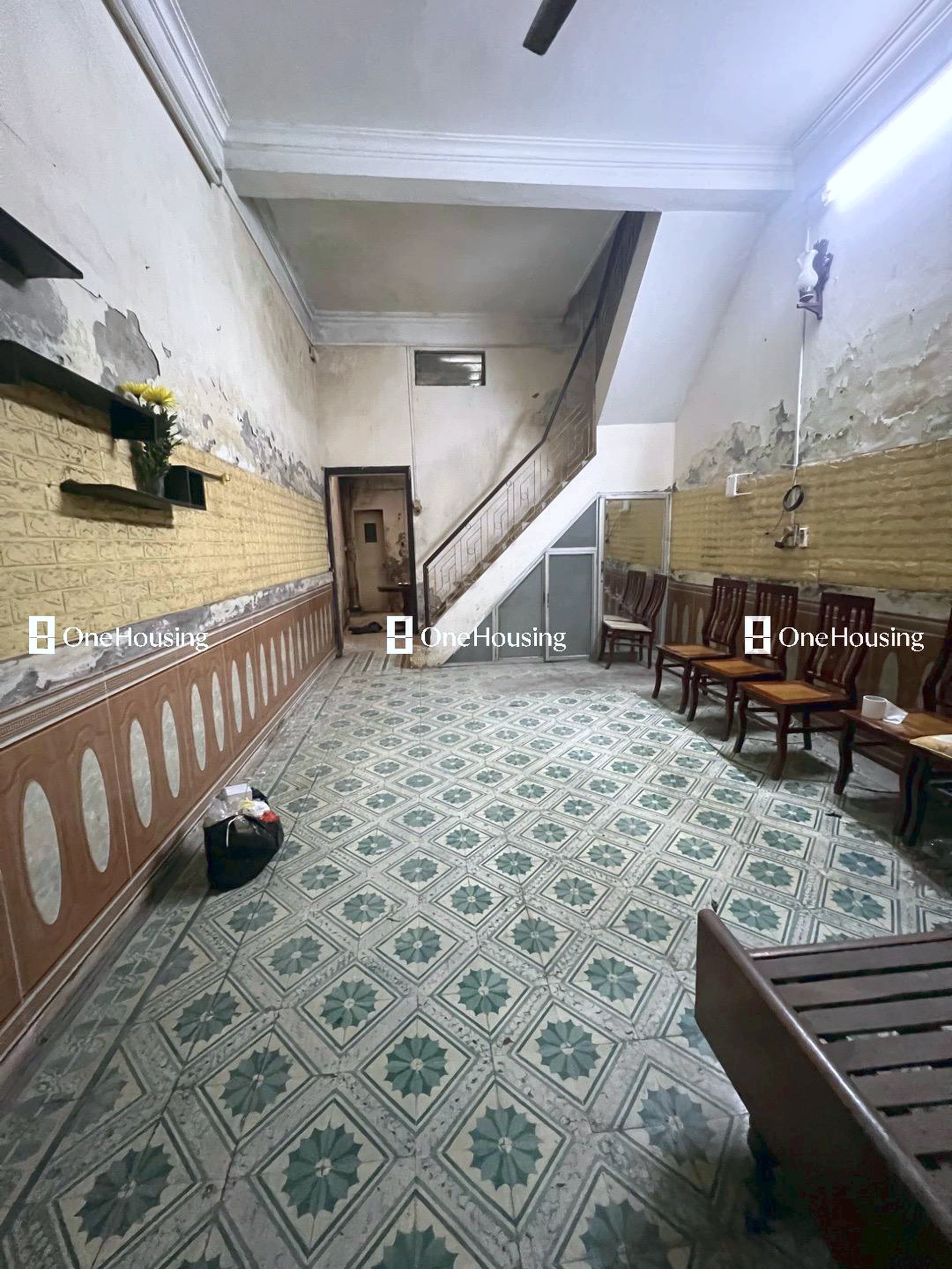 Nhà mặt ngõ cách Lê Duẩn (đi qua đường tàu) 40m, P. Văn Miếu, Q. Đống Đa, TP. Hà Nội