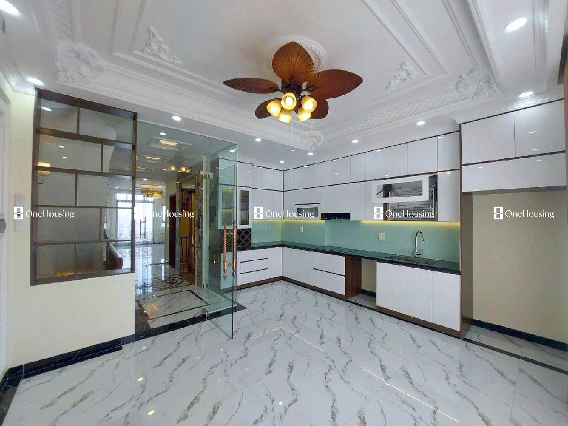 Nhà mặt ngõ cách Nguyễn Văn Linh 35m, P. Long Biên, Q. Long Biên, TP. Hà Nội