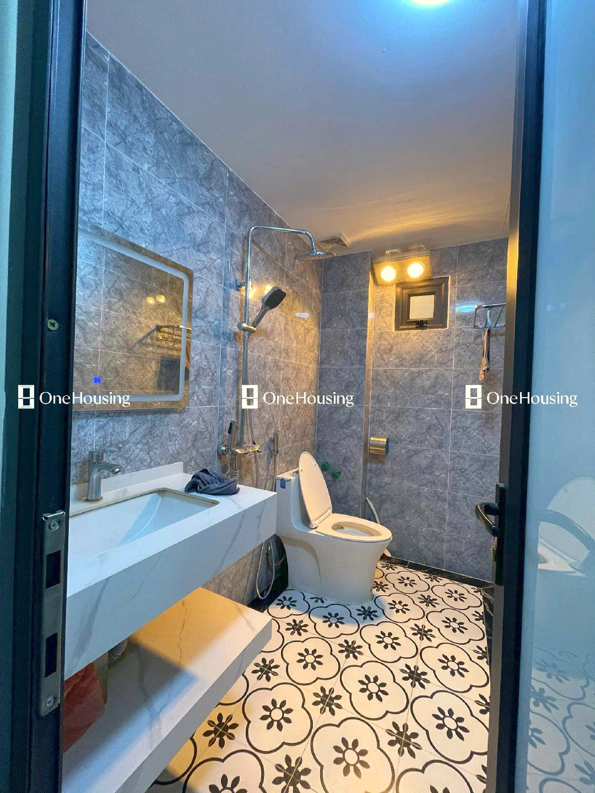 Nhà mặt ngõ cách Bát Khối (Mặt đê sông Hồng) 289.2m, P. Long Biên, Q. Long Biên, TP. Hà Nội