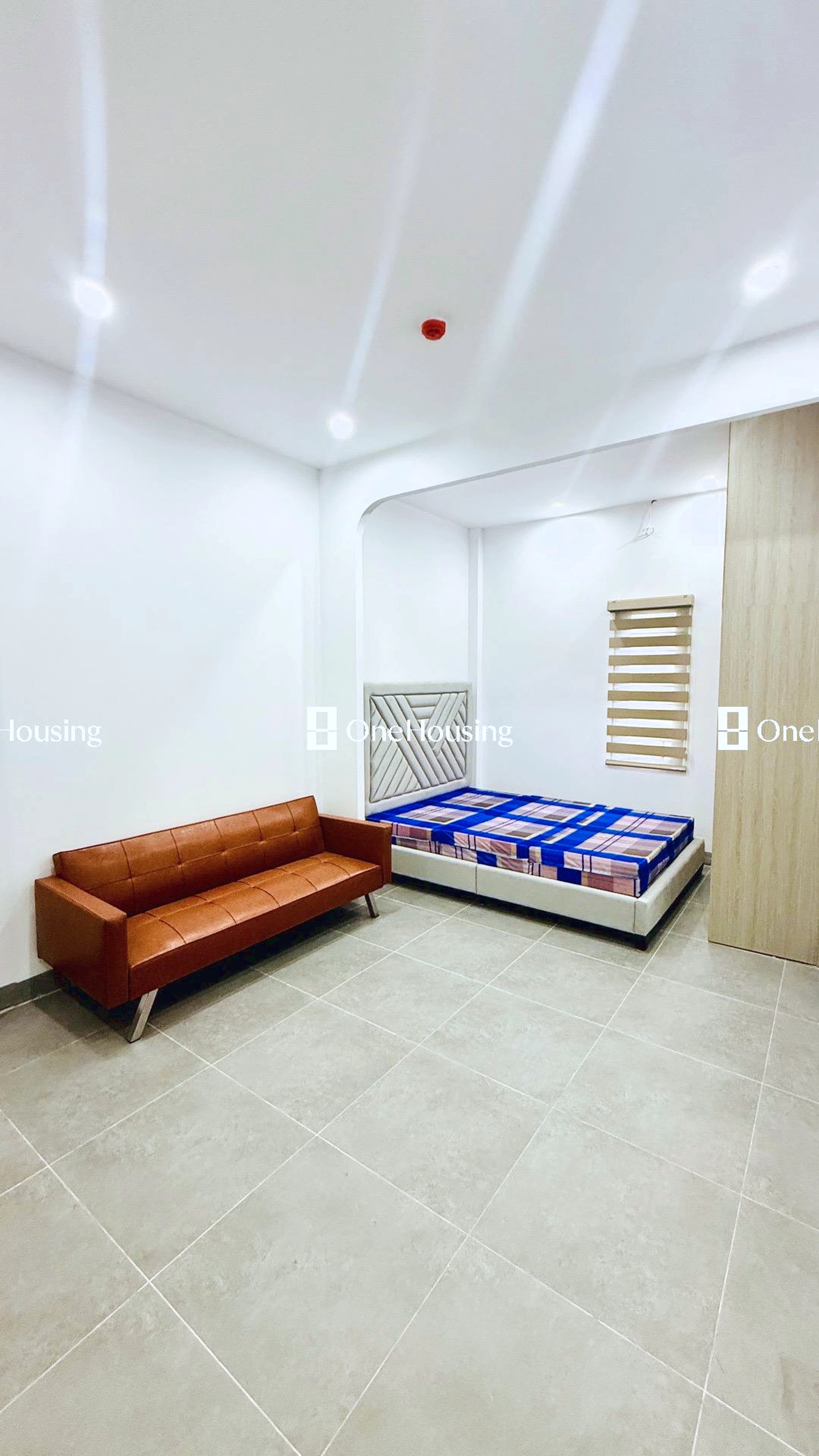 Nhà mặt ngõ cách Hoàng Như Tiếp 40m, P. Bồ Đề, Q. Long Biên, TP. Hà Nội