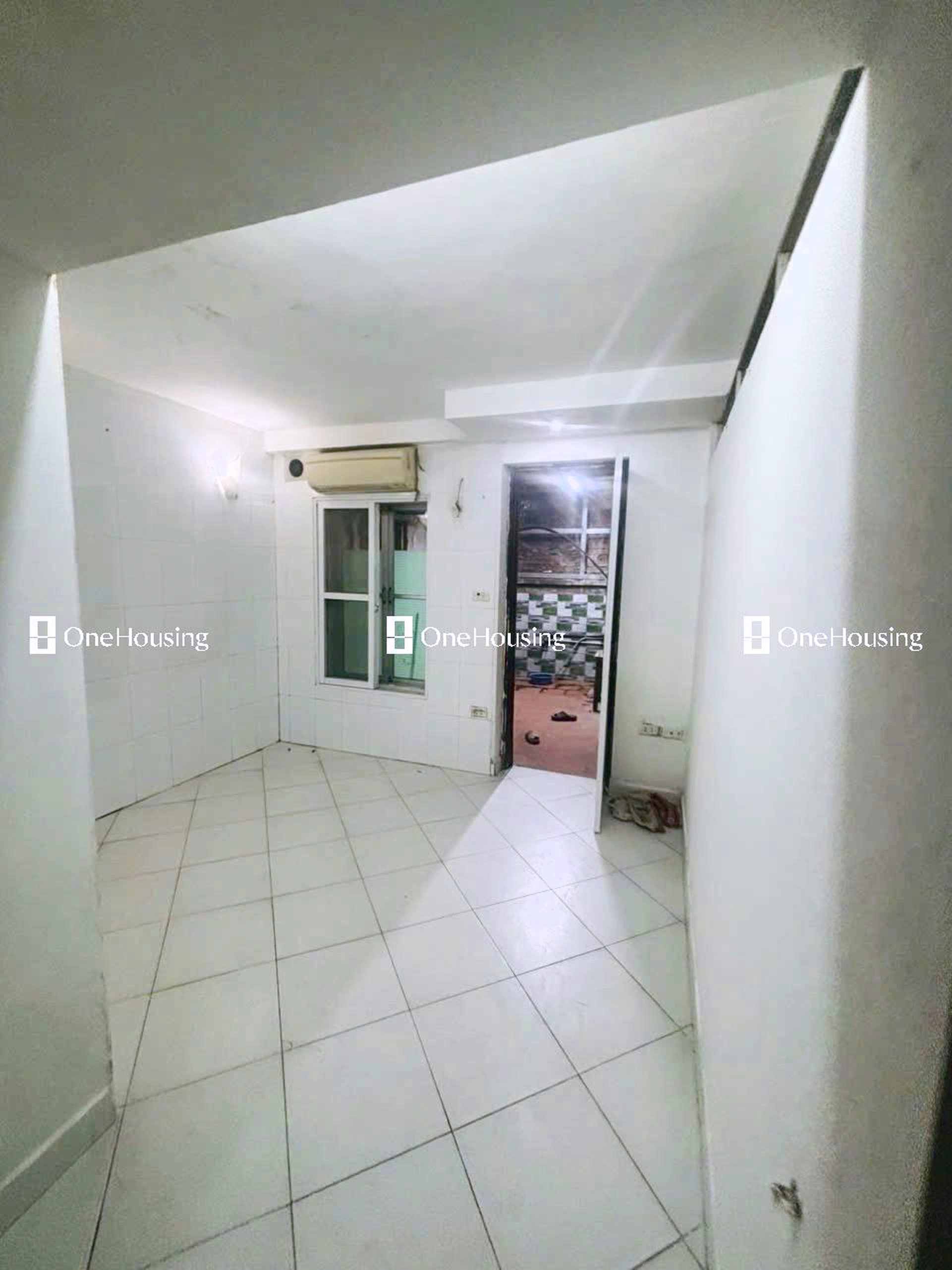 Nhà mặt ngõ cách Lương Định Của 30m, P. Phương Mai, Q. Đống Đa, TP. Hà Nội