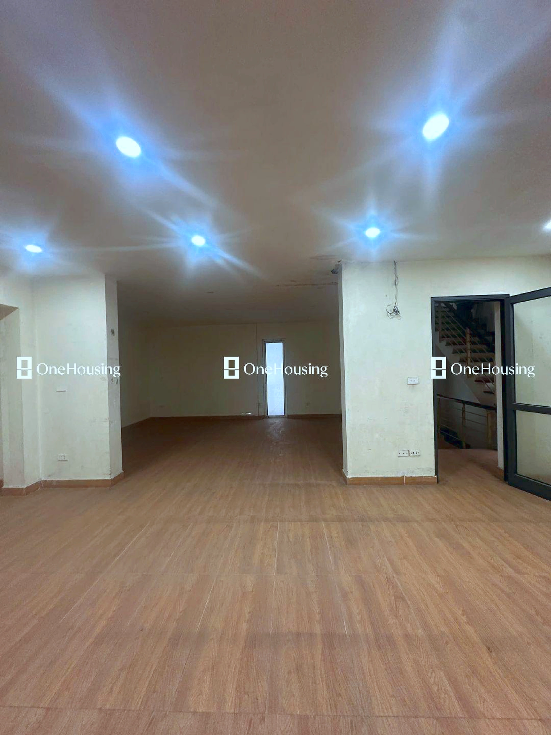 Nhà mặt phố Thọ Tháp, P. Dịch Vọng, Q. Cầu Giấy, TP. Hà Nội