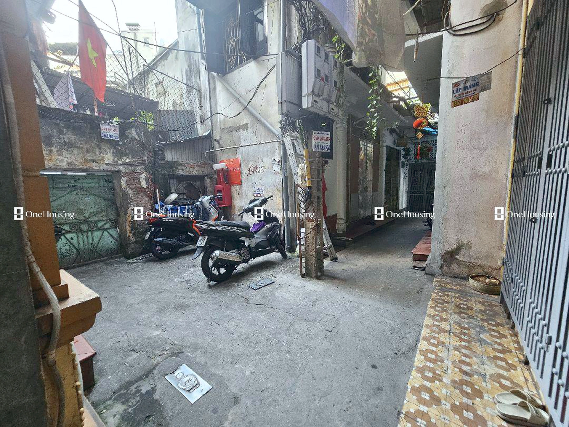 Nhà mặt ngõ cách Khâm Thiên 70m, P. Trung Phụng, Q. Đống Đa, TP. Hà Nội