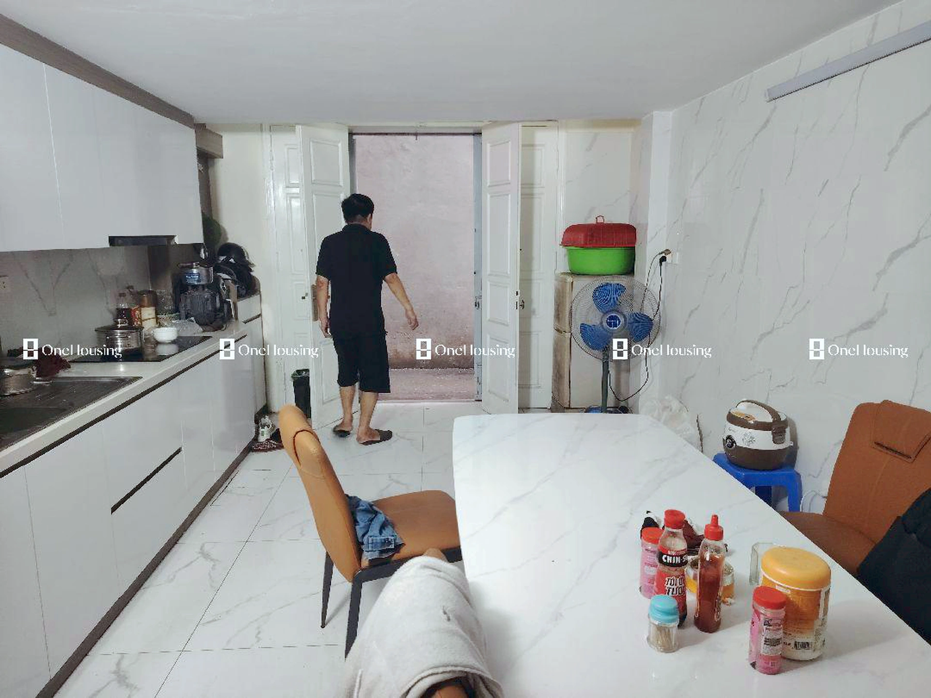 Nhà mặt ngõ cách Lạc Long Quân 100m, P. Nghĩa Đô, Q. Cầu Giấy, TP. Hà Nội