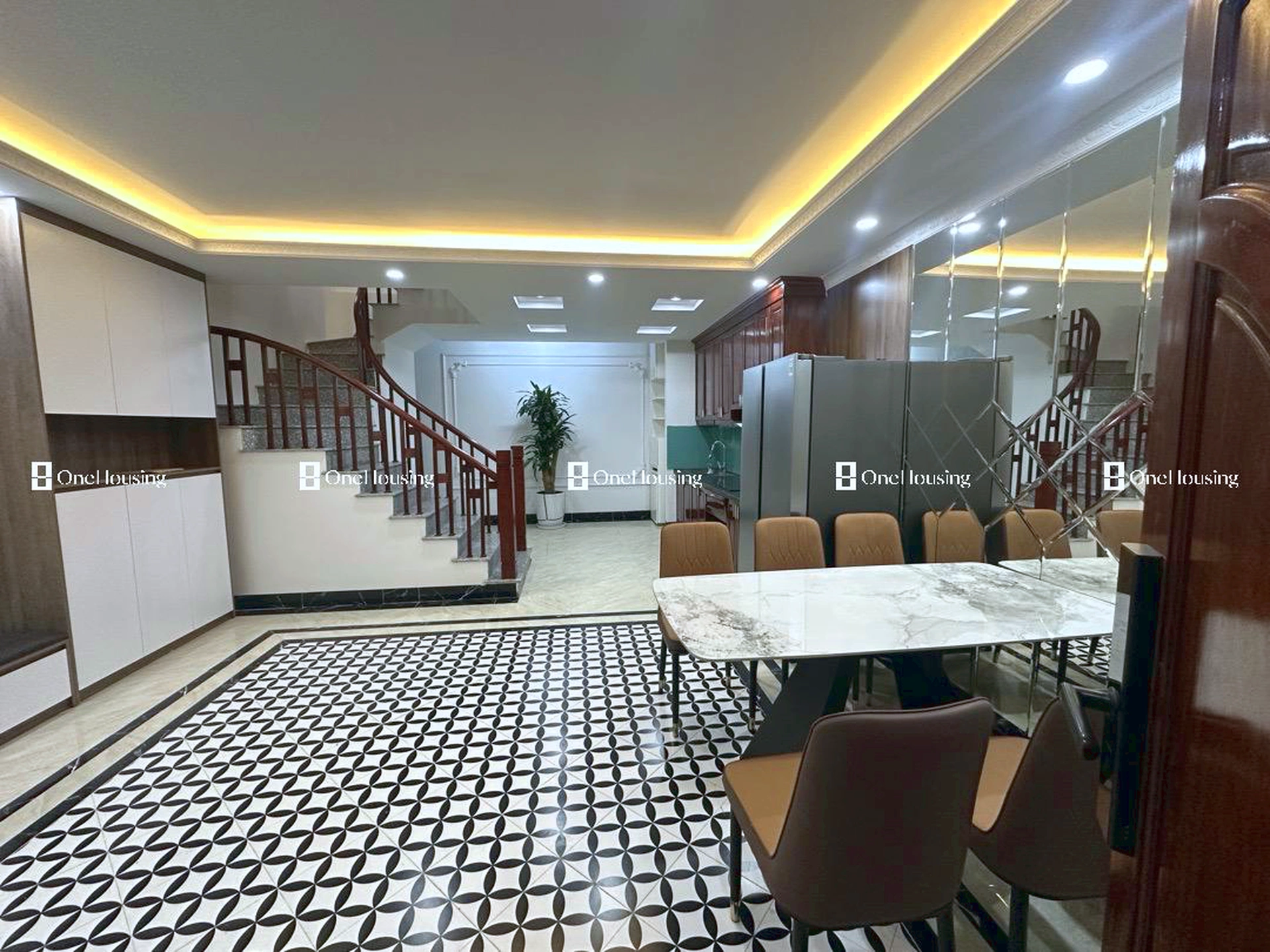 Nhà mặt ngõ cách Thạch Bàn 50m, P. Thạch Bàn, Q. Long Biên, TP. Hà Nội