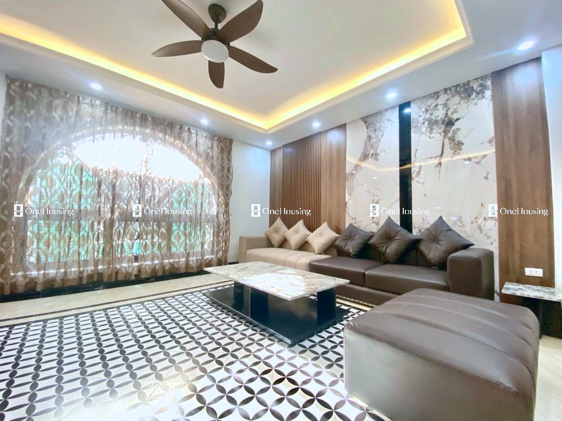 Nhà mặt ngõ cách Thạch Bàn 50m, P. Thạch Bàn, Q. Long Biên, TP. Hà Nội