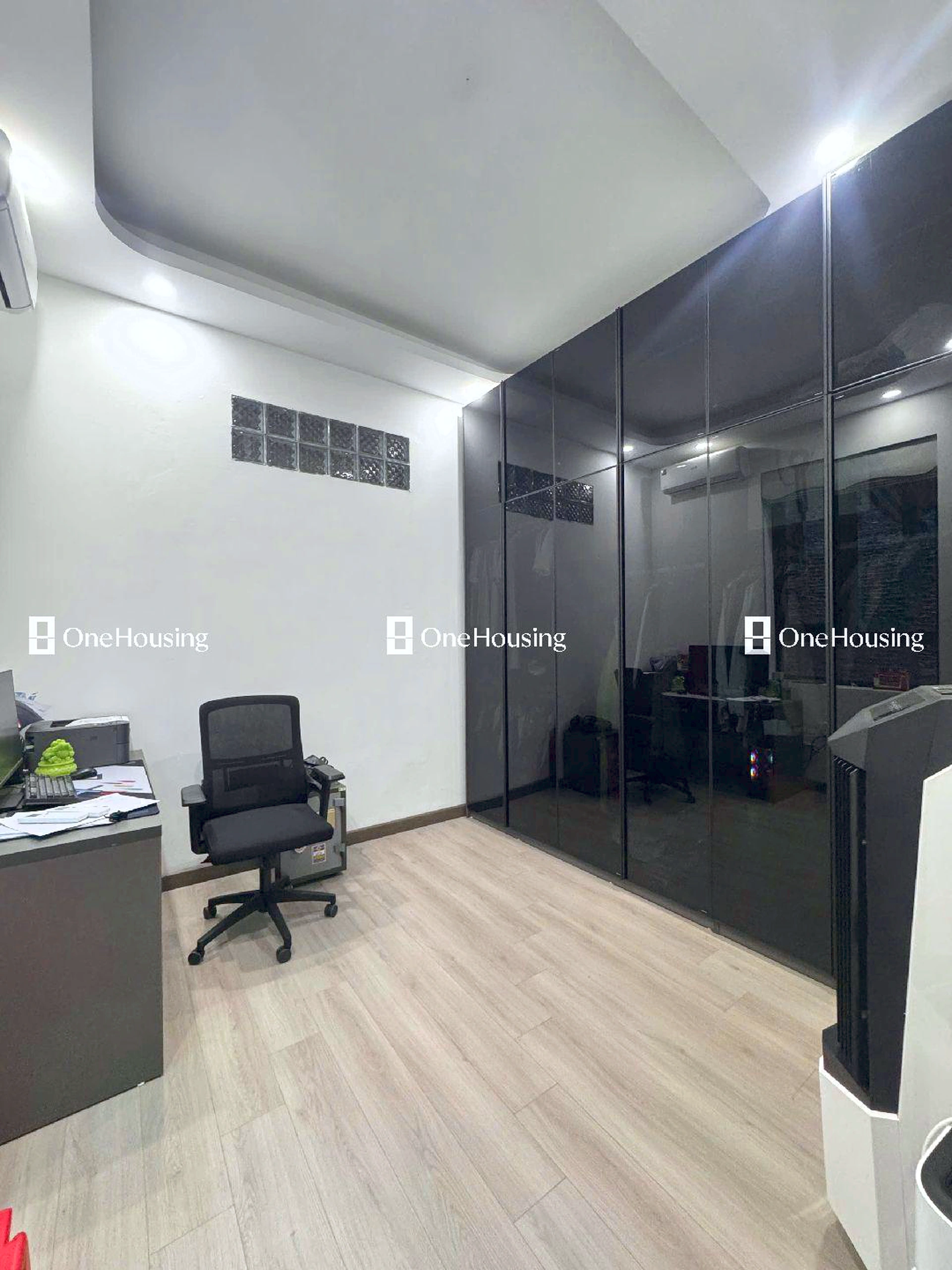 Nhà mặt ngõ cách Nguyễn Văn Cừ 82.35m, P. Gia Thụy, Q. Long Biên, TP. Hà Nội