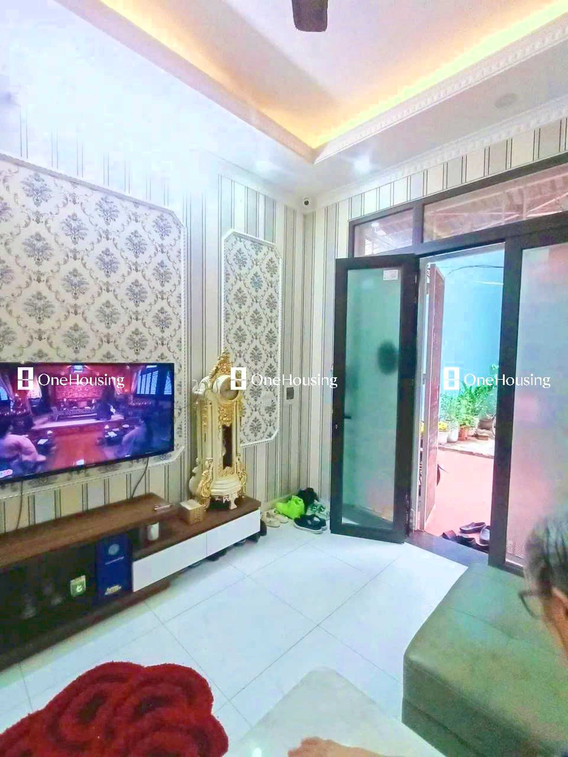 Nhà mặt ngõ cách Nguyễn Văn Linh 300m, P. Phúc Đồng, Q. Long Biên, TP. Hà Nội